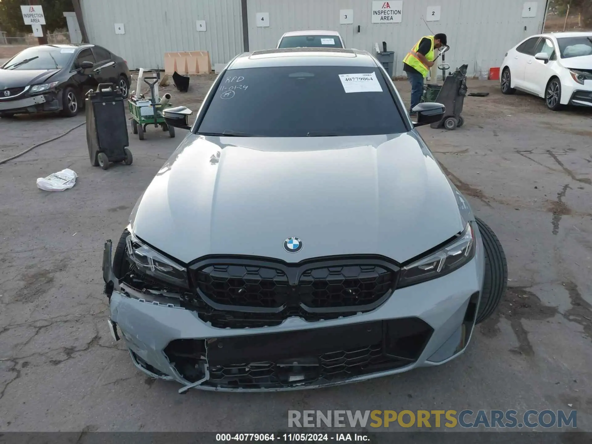 12 Photograph of a damaged car 3MW59FT05S8E98325 BMW M340I 2025