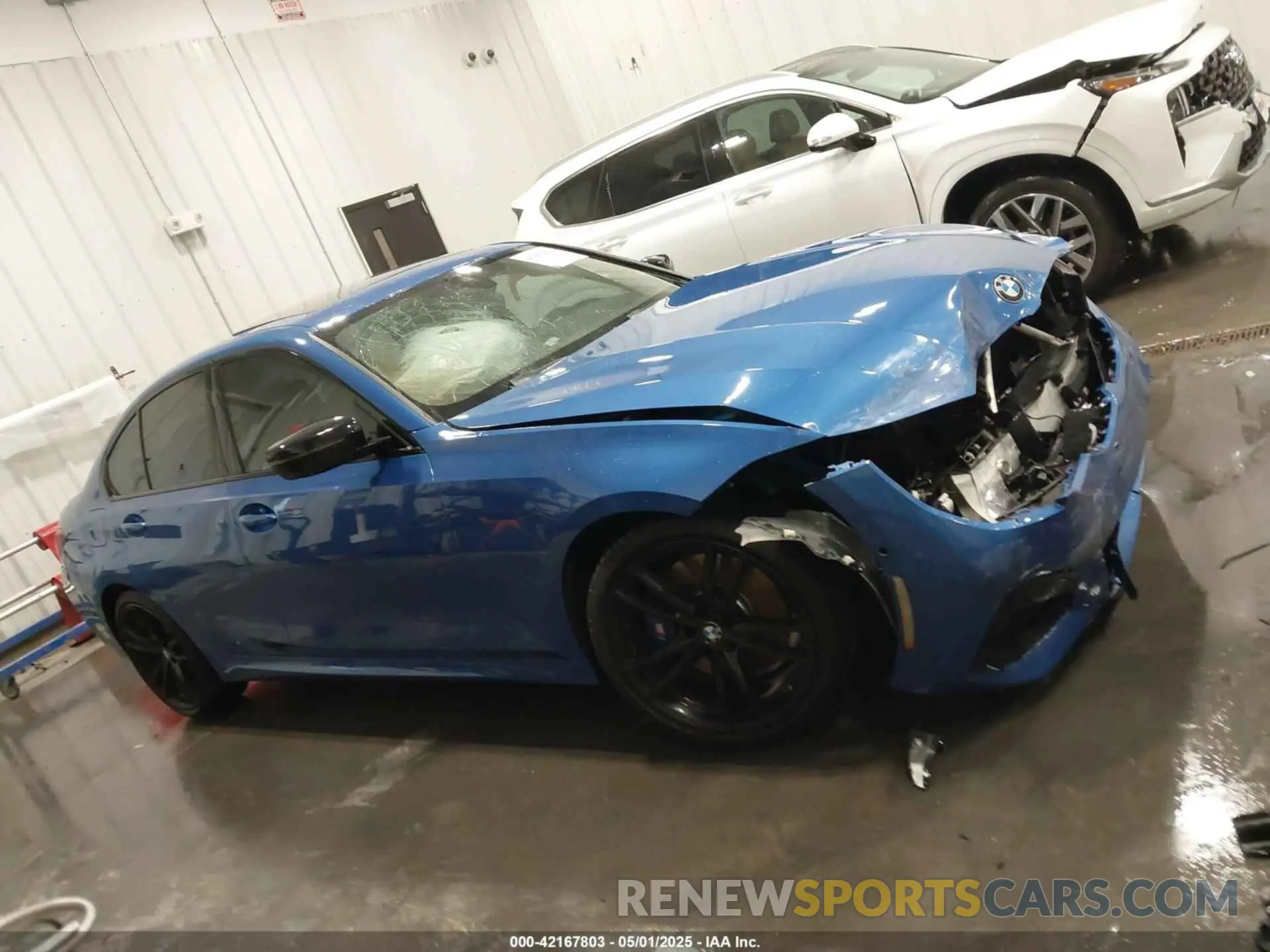 14 Photograph of a damaged car WBA5U9C04MFL31545 BMW M340XI 2021