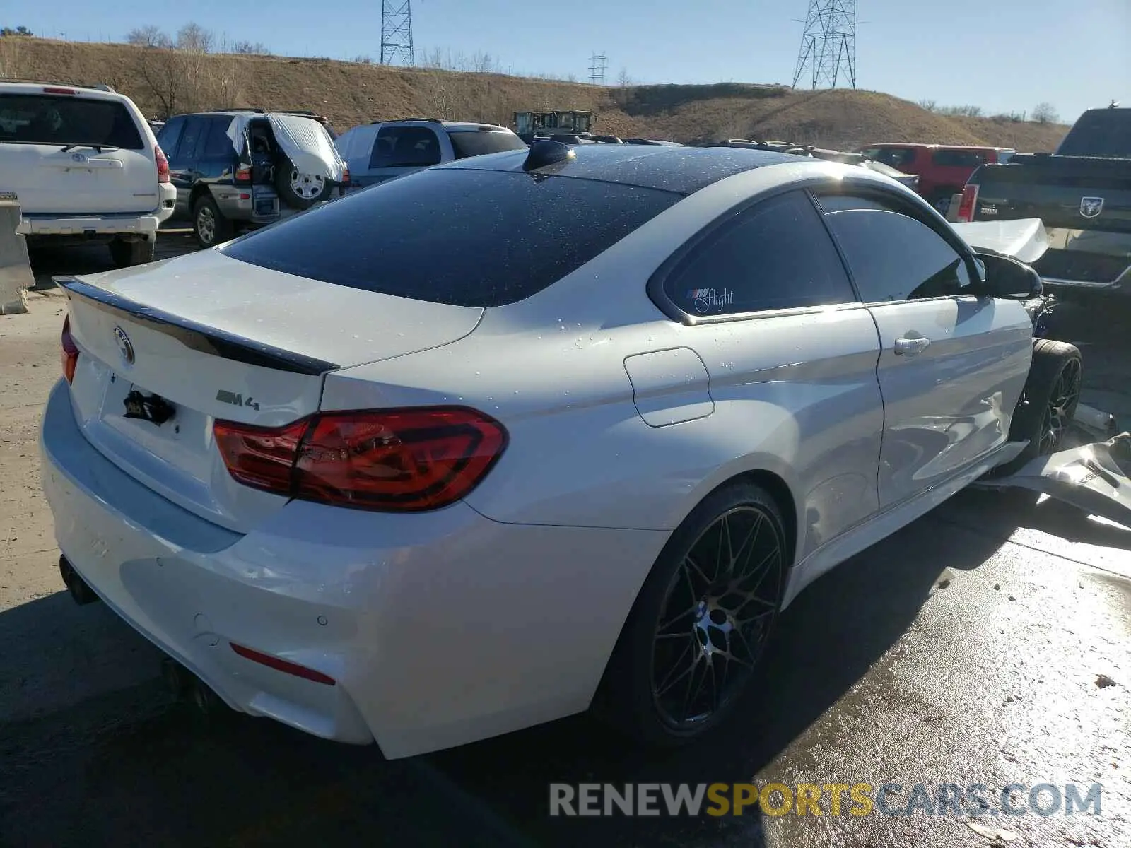 4 Photograph of a damaged car WBS4Y9C51KAG67559 BMW M4 2019