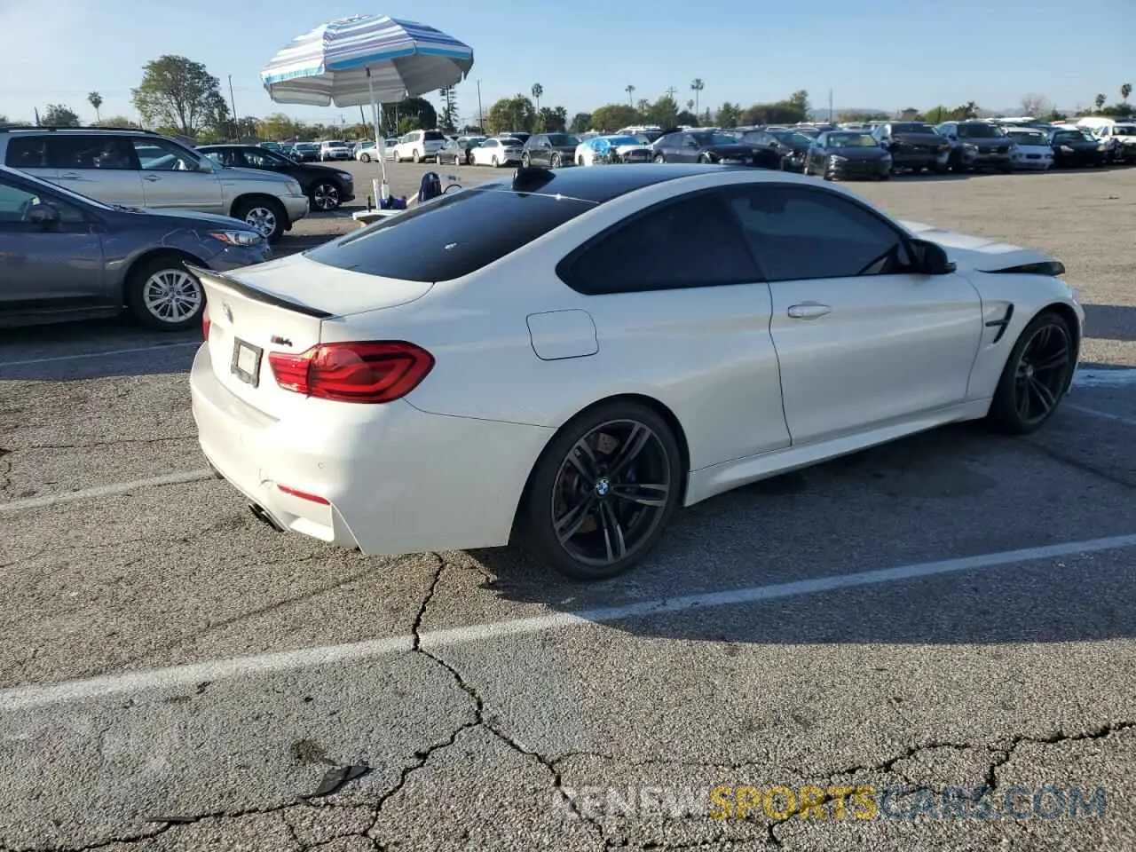 3 Фотография поврежденного автомобиля WBS4Y9C51KAG67562 BMW M4 2019