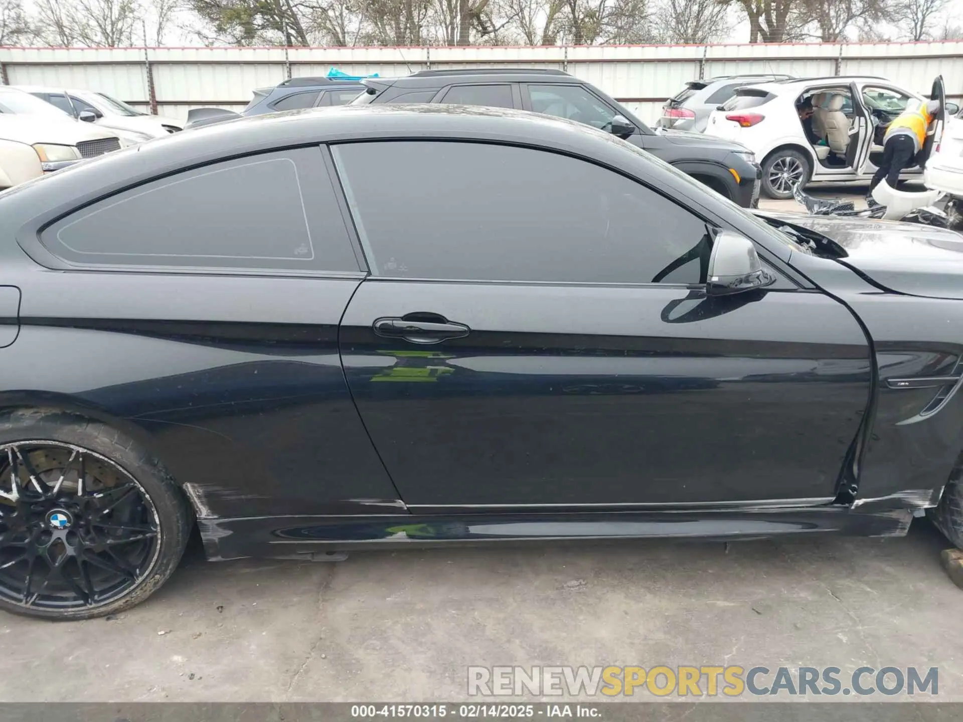 14 Фотография поврежденного автомобиля WBS4Y9C53KAH82910 BMW M4 2019