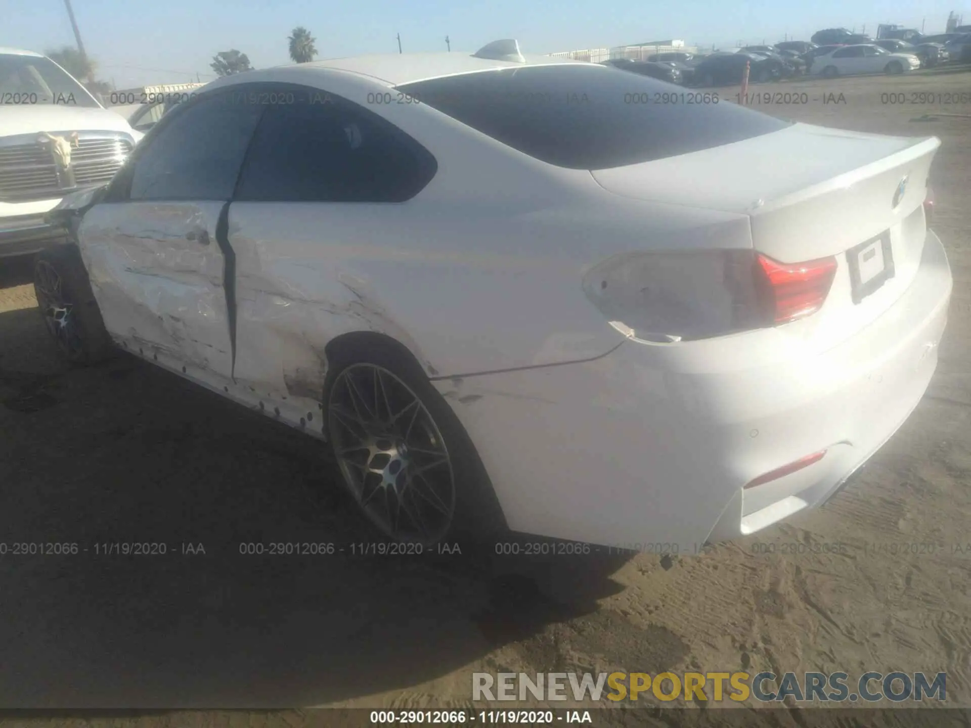 3 Photograph of a damaged car WBS4Y9C58KAG66957 BMW M4 2019