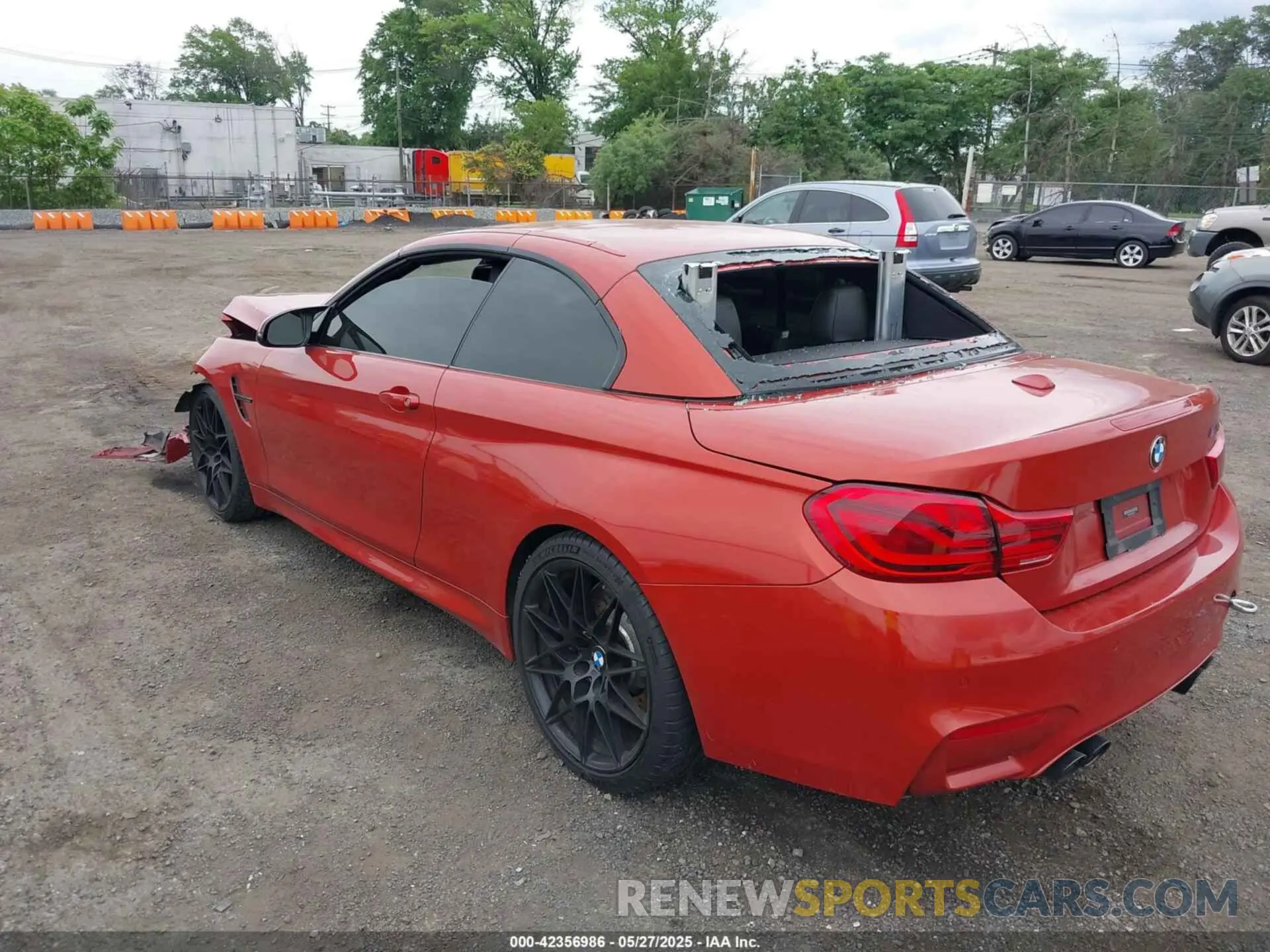 3 Photograph of a damaged car WBS4Z9C55KEJ63745 BMW M4 2019