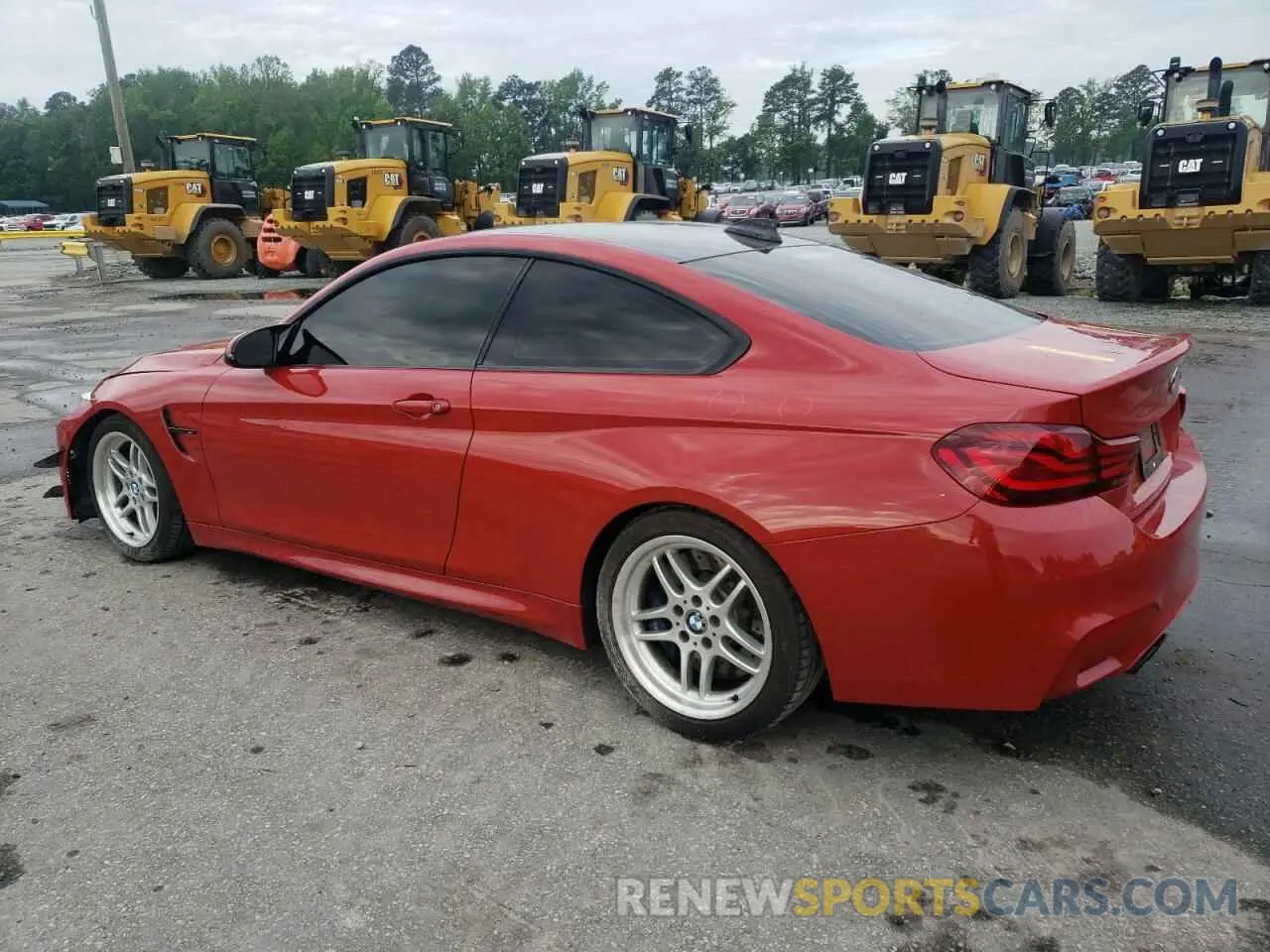 2 Photograph of a damaged car WBS4Y9C00LFH39876 BMW M4 2020