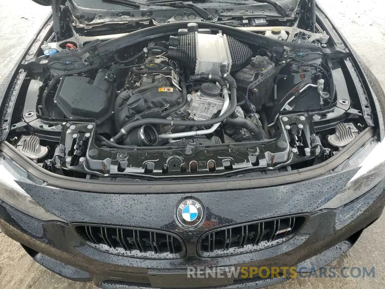 11 Photograph of a damaged car WBS4Y9C02LAH83147 BMW M4 2020