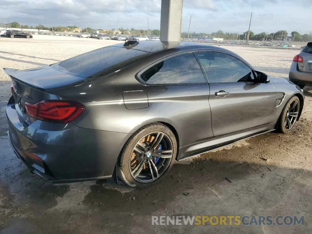 3 Photograph of a damaged car WBS4Y9C06LAH82955 BMW M4 2020