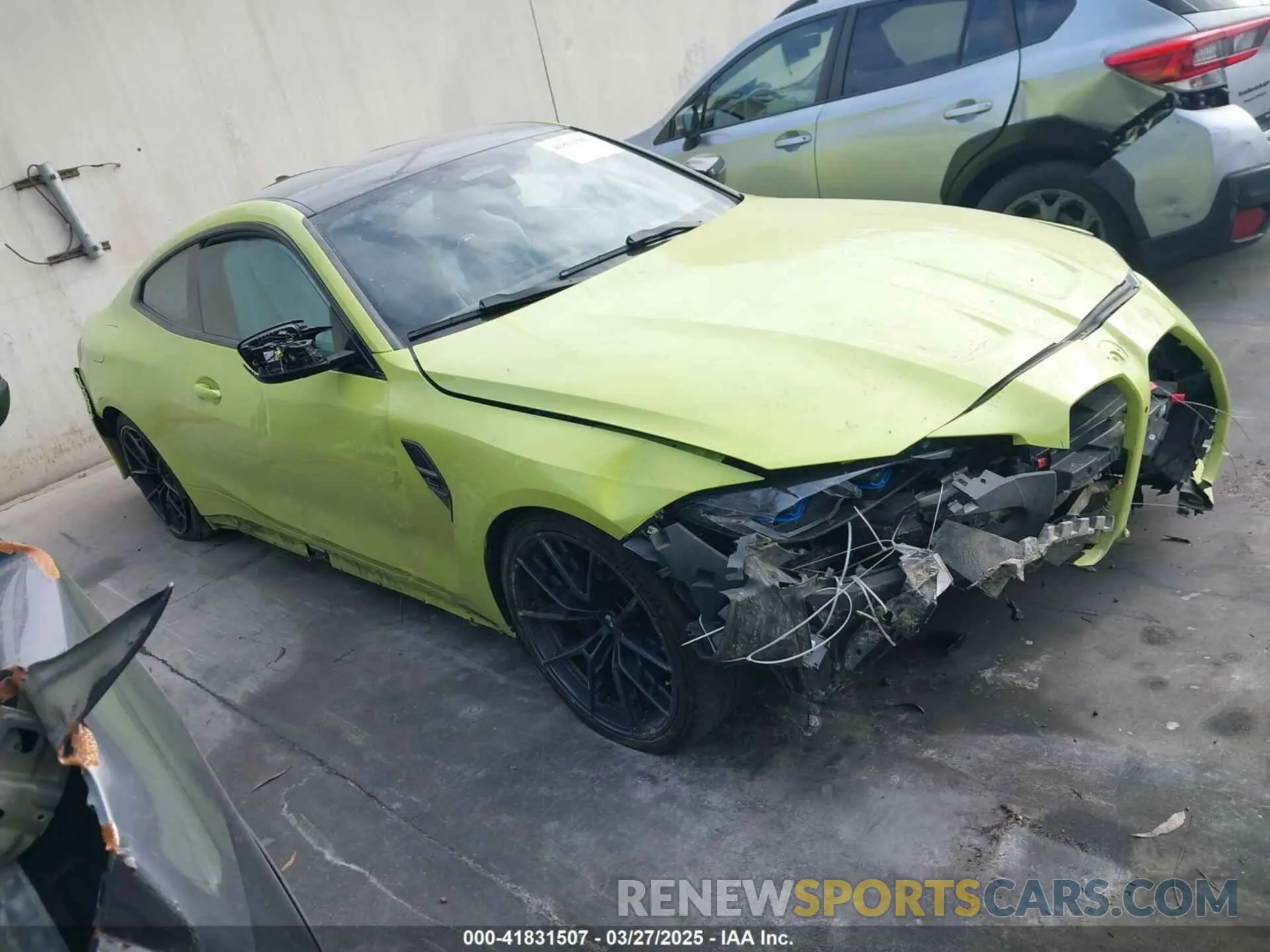 1 Photograph of a damaged car WBS33AZ00MCH53976 BMW M4 2021
