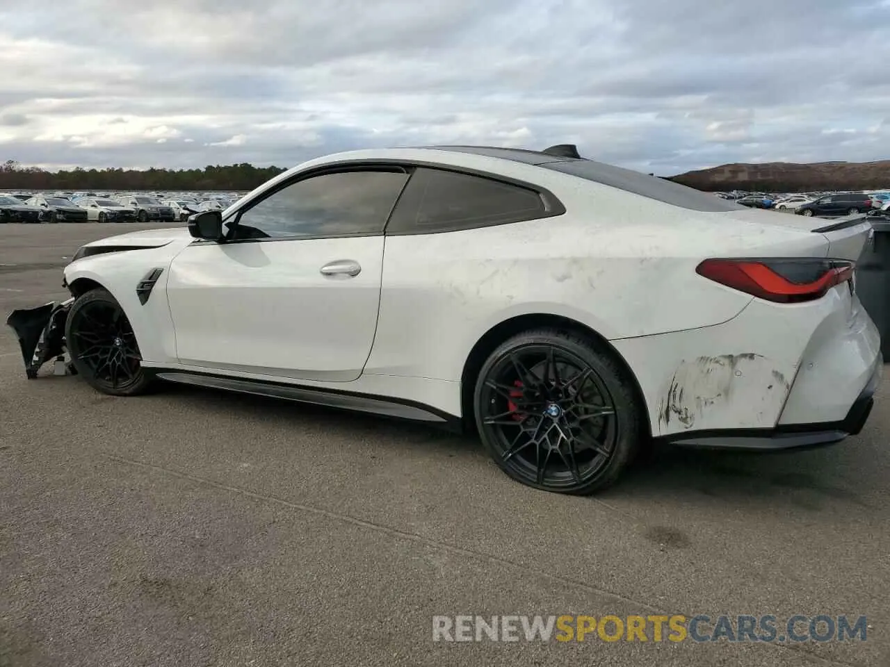2 Фотография поврежденного автомобиля WBS33AZ0XMCG66070 BMW M4 2021