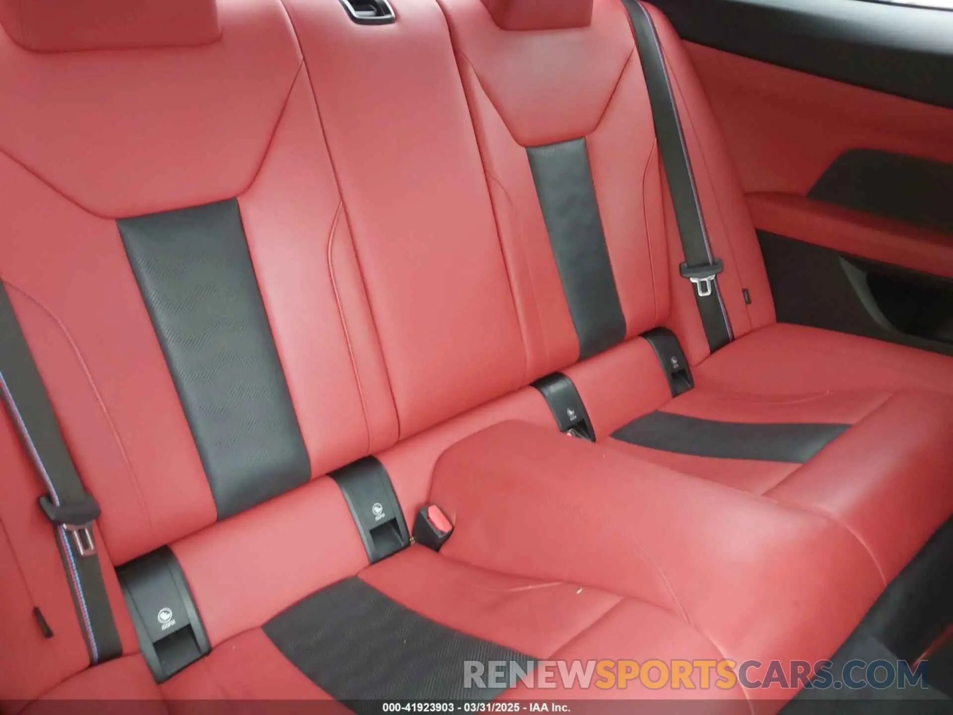 8 Фотография поврежденного автомобиля WBS33AZ01NCK14992 BMW M4 2022
