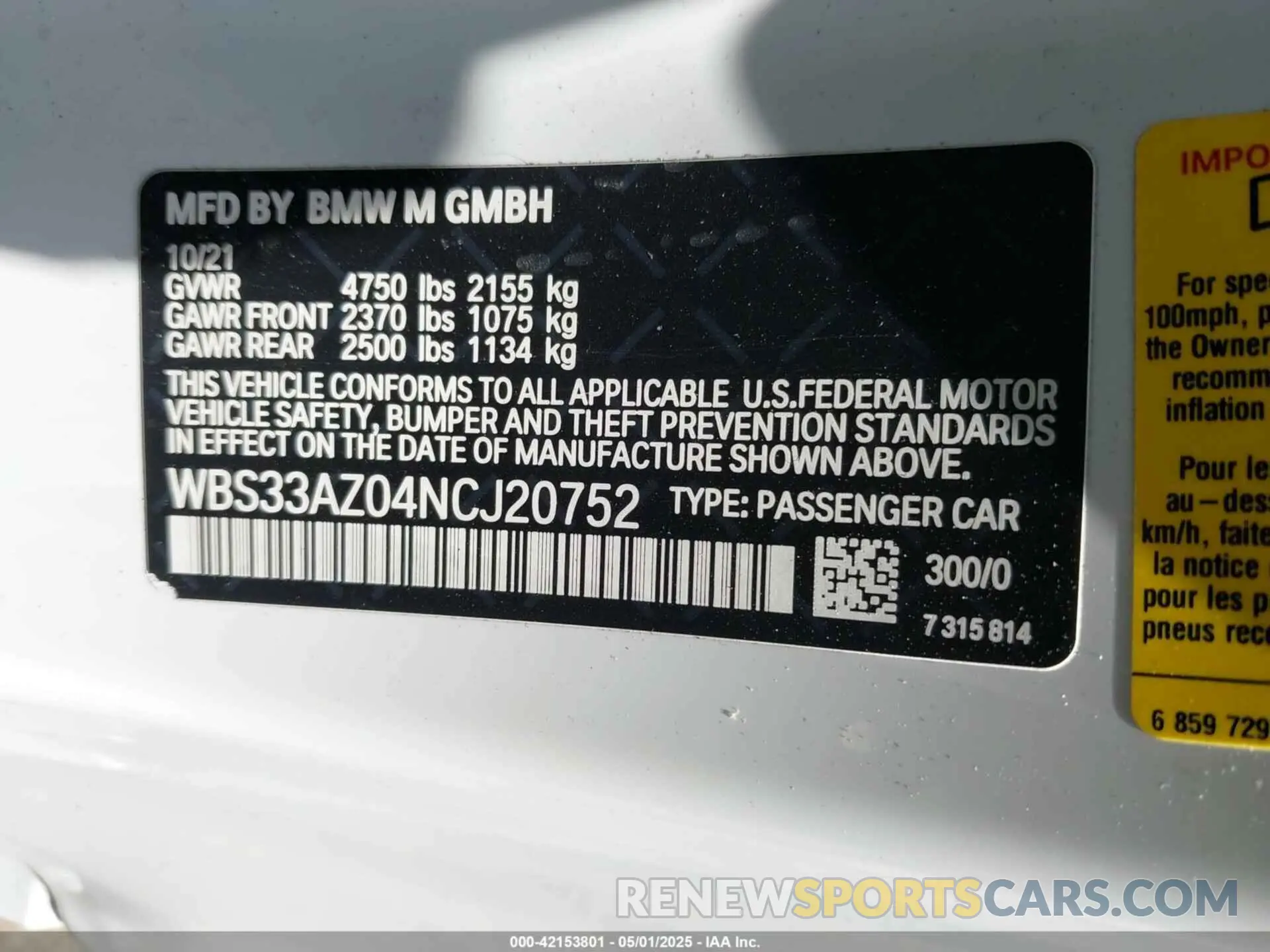 9 Photograph of a damaged car WBS33AZ04NCJ20752 BMW M4 2022