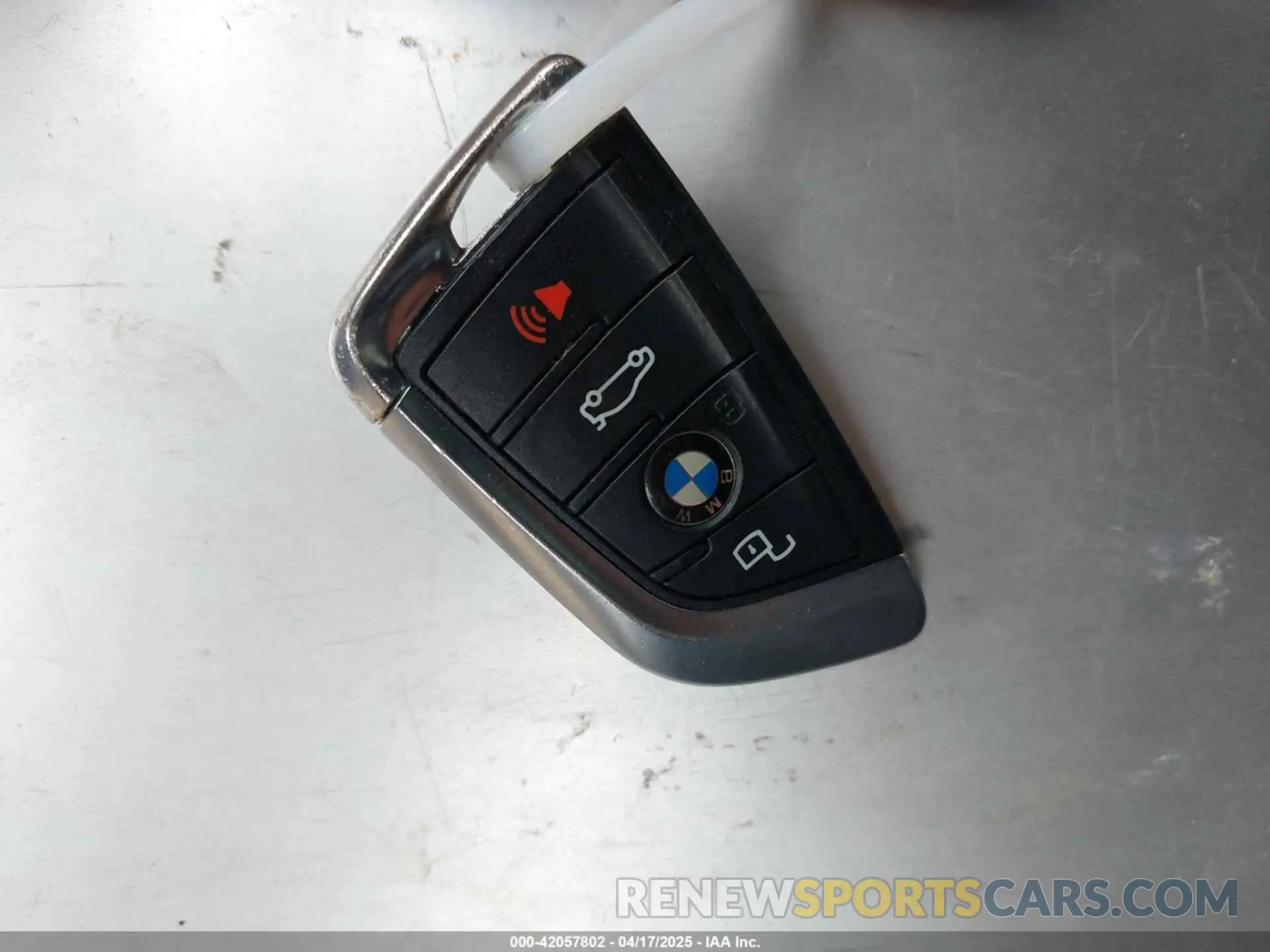 11 Фотография поврежденного автомобиля WBS33BA01NCJ58456 BMW M4 2022