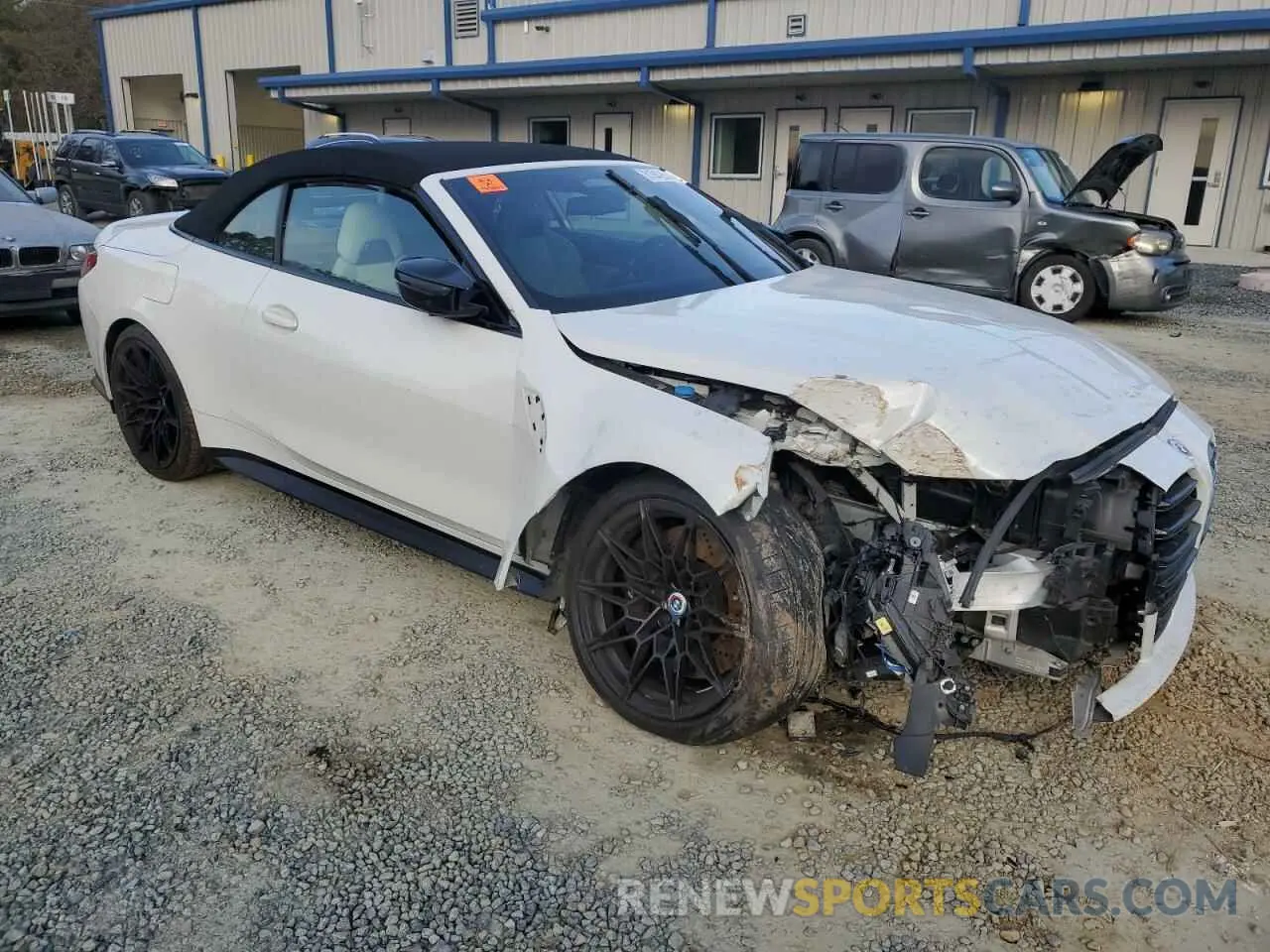 4 Фотография поврежденного автомобиля WBS33BA03NCK37773 BMW M4 2022