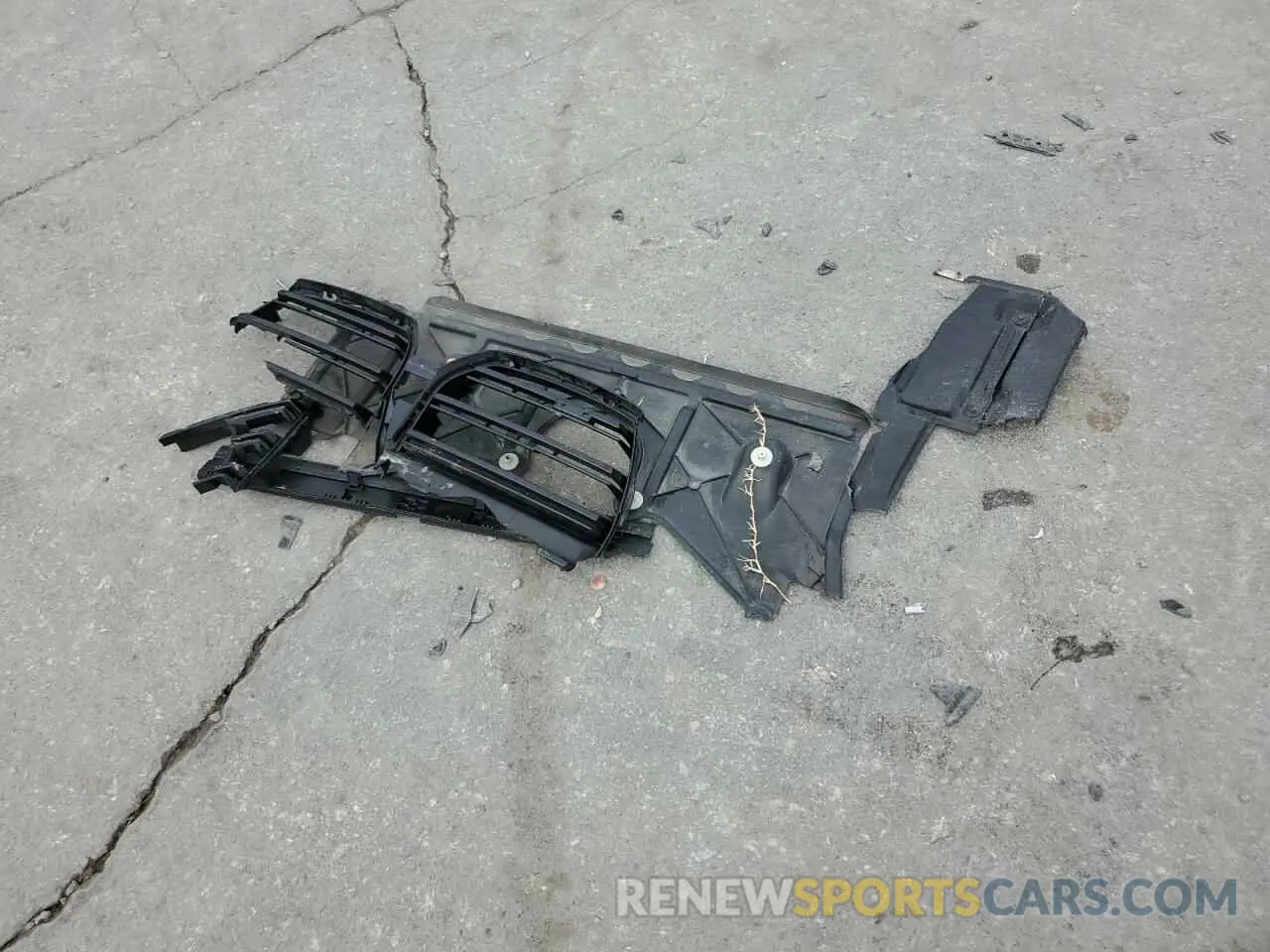 12 Фотография поврежденного автомобиля WBS33BA05NCJ12693 BMW M4 2022