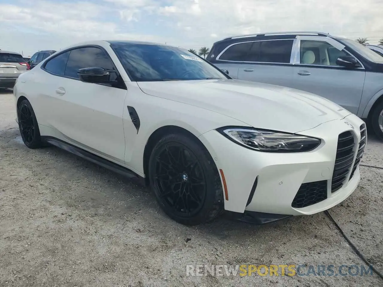 4 Фотография поврежденного автомобиля WBS43AZ02NCJ02450 BMW M4 2022