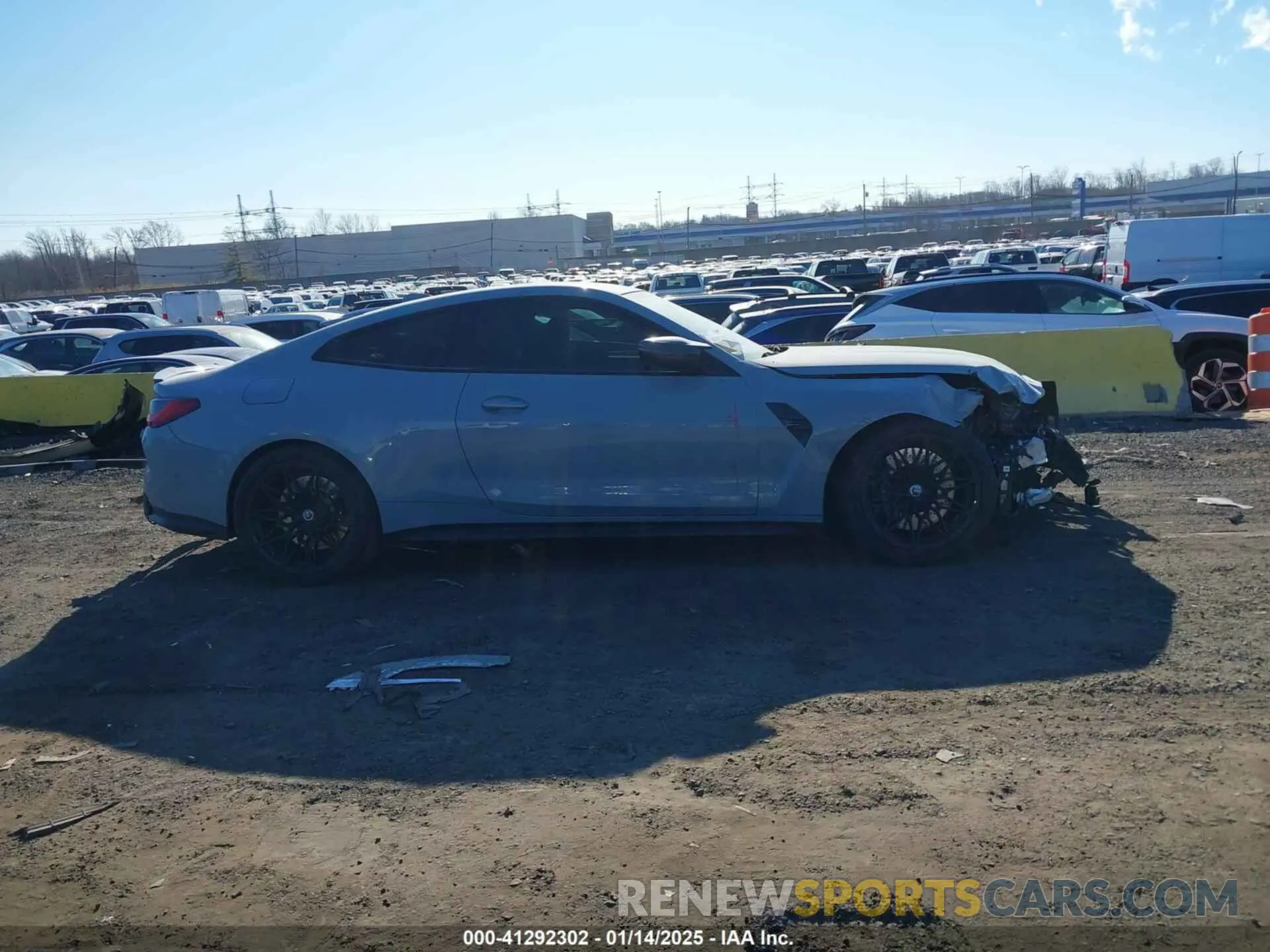 14 Photograph of a damaged car WBS43AZ02NCK30252 BMW M4 2022