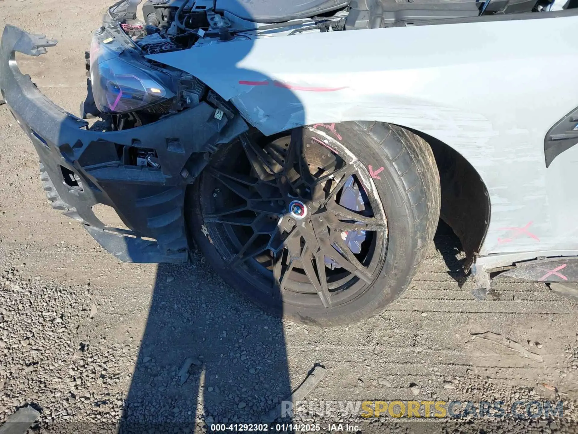 19 Photograph of a damaged car WBS43AZ02NCK30252 BMW M4 2022