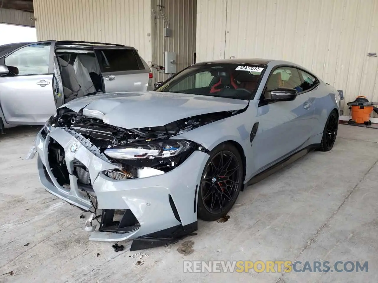 2 Фотография поврежденного автомобиля WBS43AZ09NCK17966 BMW M4 2022
