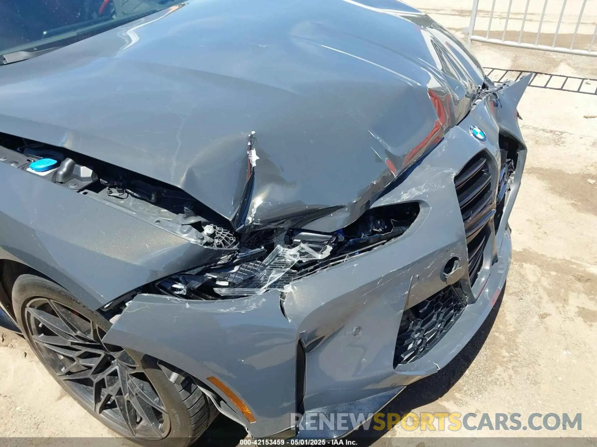 6 Photograph of a damaged car WBS43AZ0XNCK13103 BMW M4 2022