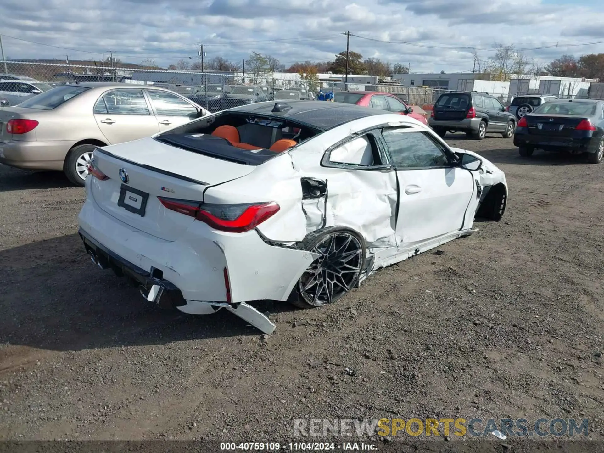 4 Photograph of a damaged car WBS53AZ04NCJ61472 BMW M4 2022