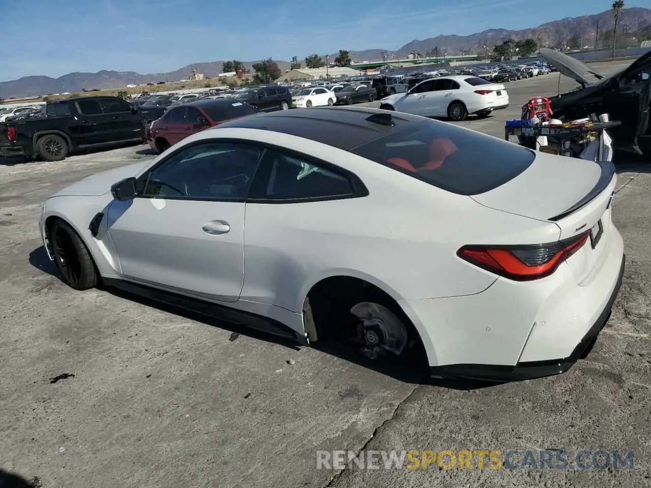 2 Фотография поврежденного автомобиля WBS43AZ02PCL59627 BMW M4 2023
