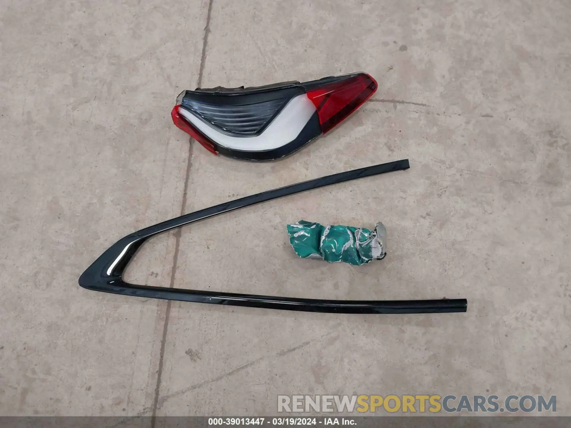 12 Photograph of a damaged car WBS43AZ02PCM47920 BMW M4 2023