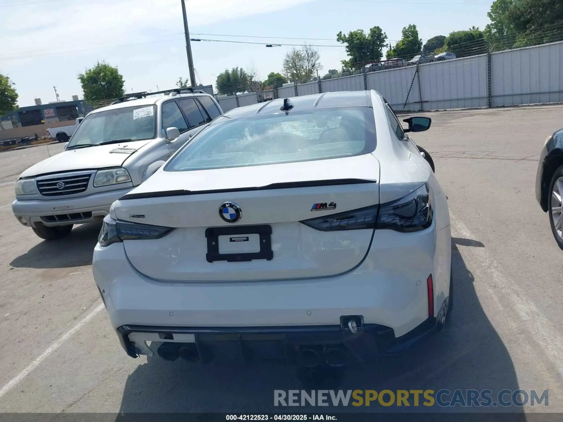 17 Фотография поврежденного автомобиля WBS43AZ03PCM82921 BMW M4 2023