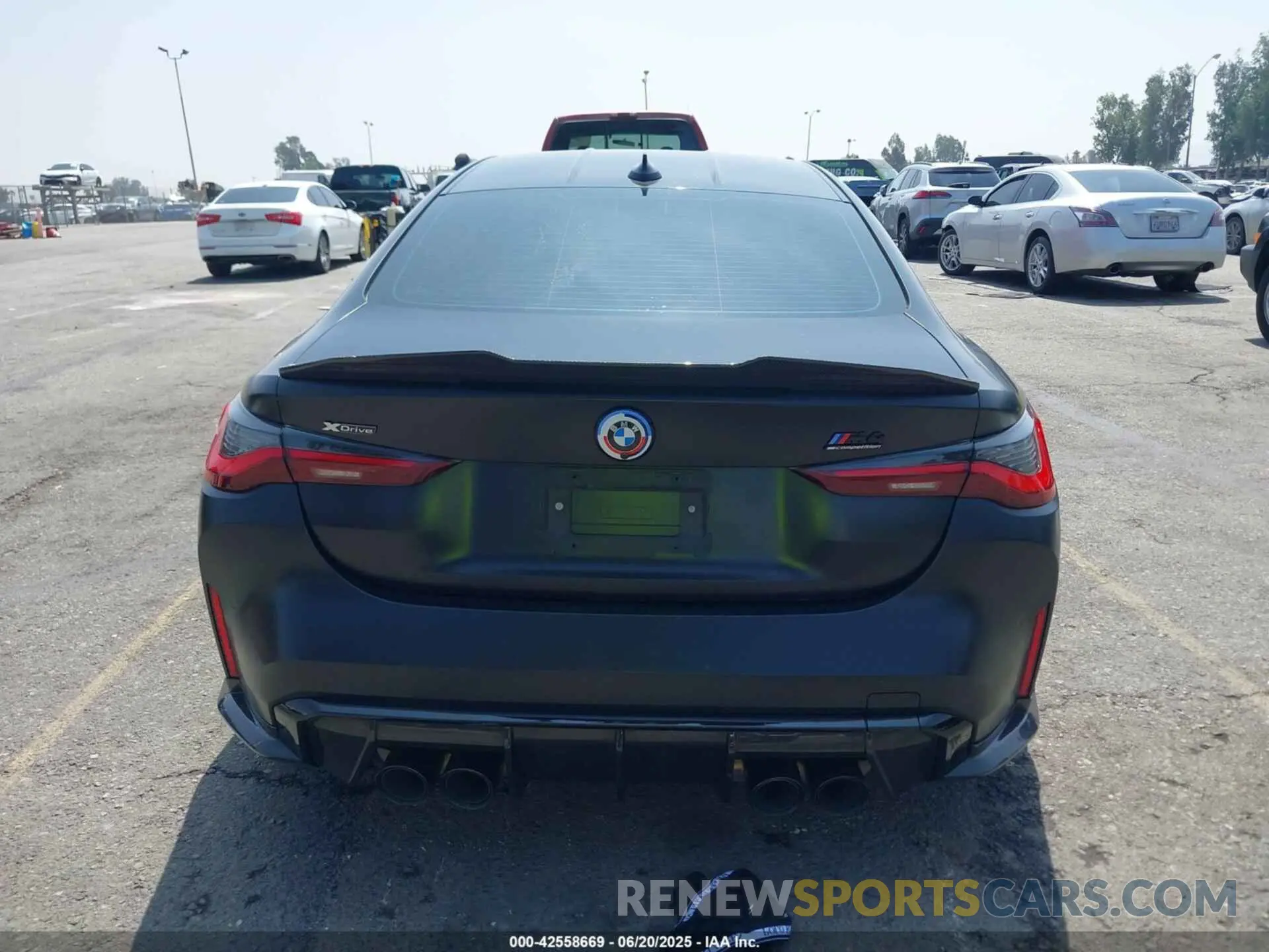16 Photograph of a damaged car WBS43AZ08PCL39303 BMW M4 2023