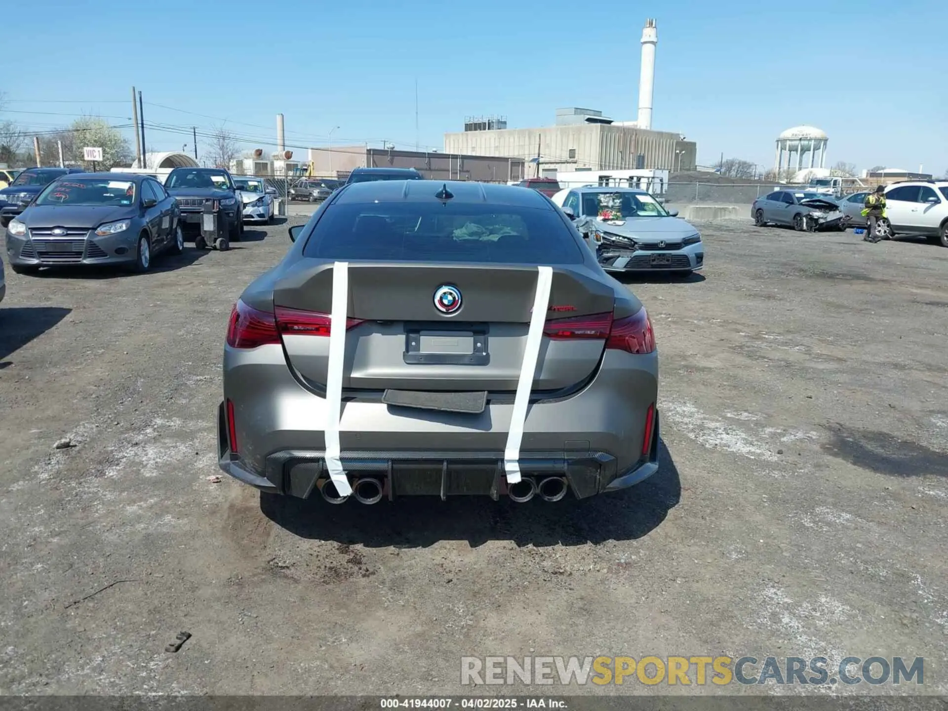 16 Фотография поврежденного автомобиля WBS63AZ00PCL29096 BMW M4 2023