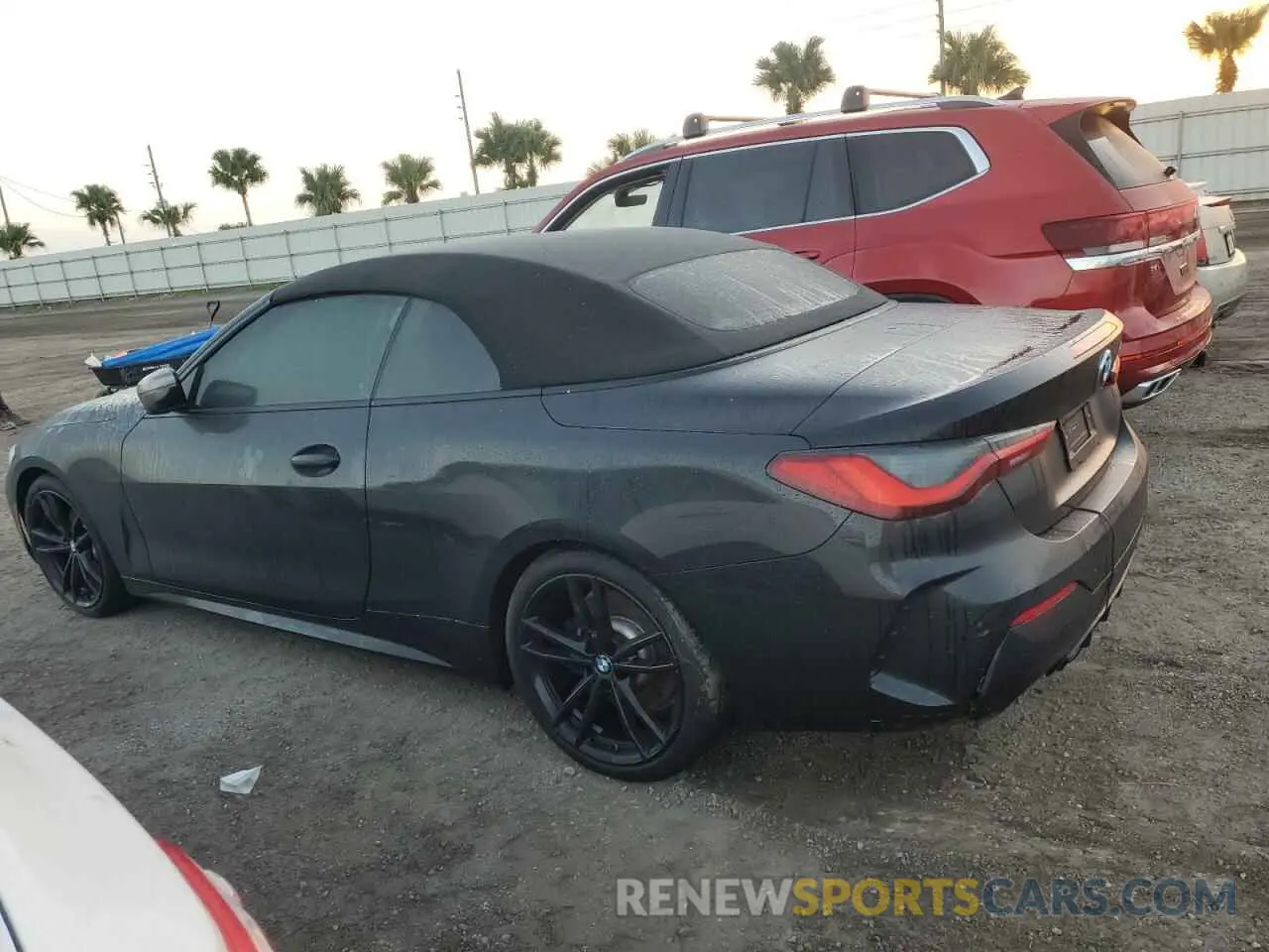 2 Photograph of a damaged car WBA53AT05RCP27562 BMW M4 2024