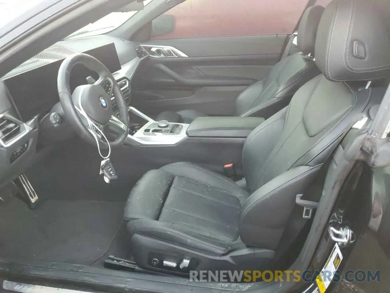 7 Photograph of a damaged car WBA53AT05RCP27562 BMW M4 2024
