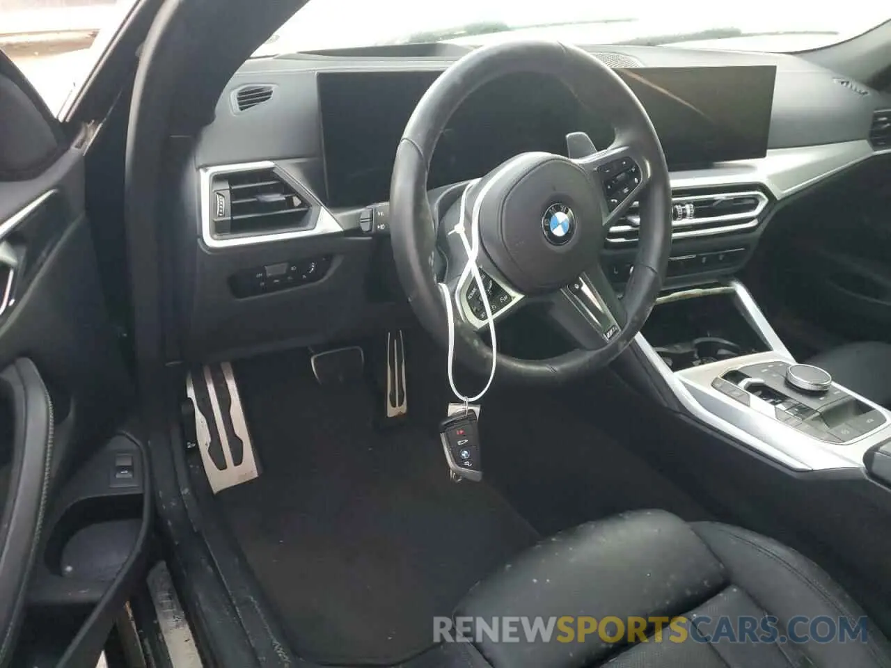9 Photograph of a damaged car WBA53AT05RCP27562 BMW M4 2024