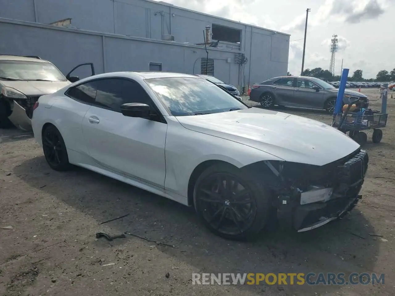 4 Фотография поврежденного автомобиля WBA83AP03RCN43860 BMW M4 2024