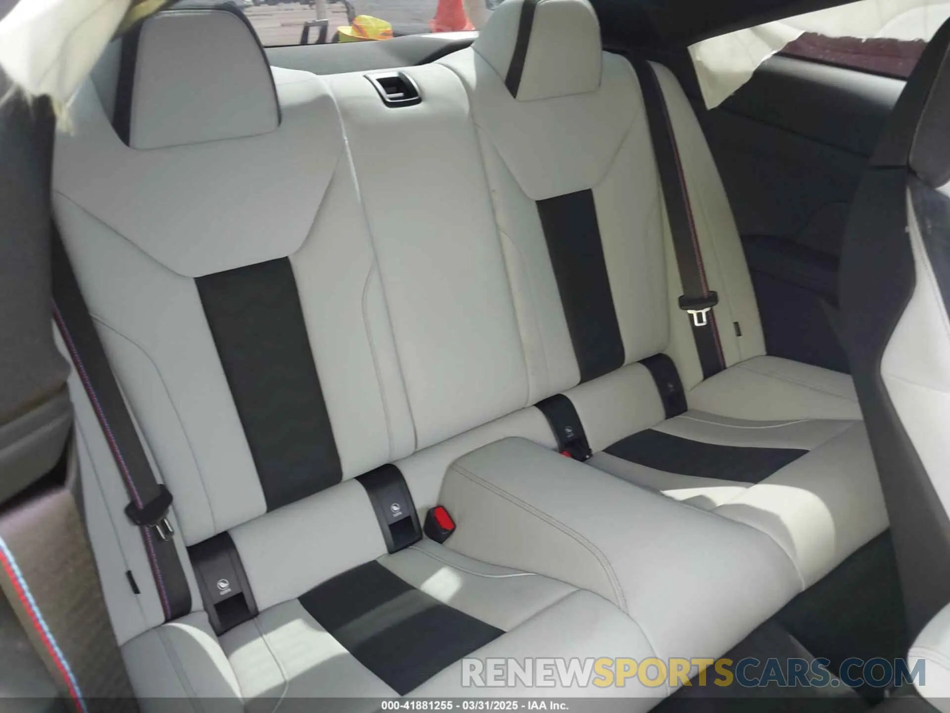 8 Фотография поврежденного автомобиля WBS43AZ08RCP07529 BMW M4 2024