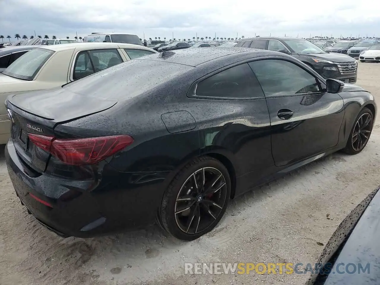 3 Photograph of a damaged car WBA83DA01SCS26725 BMW M4 2025