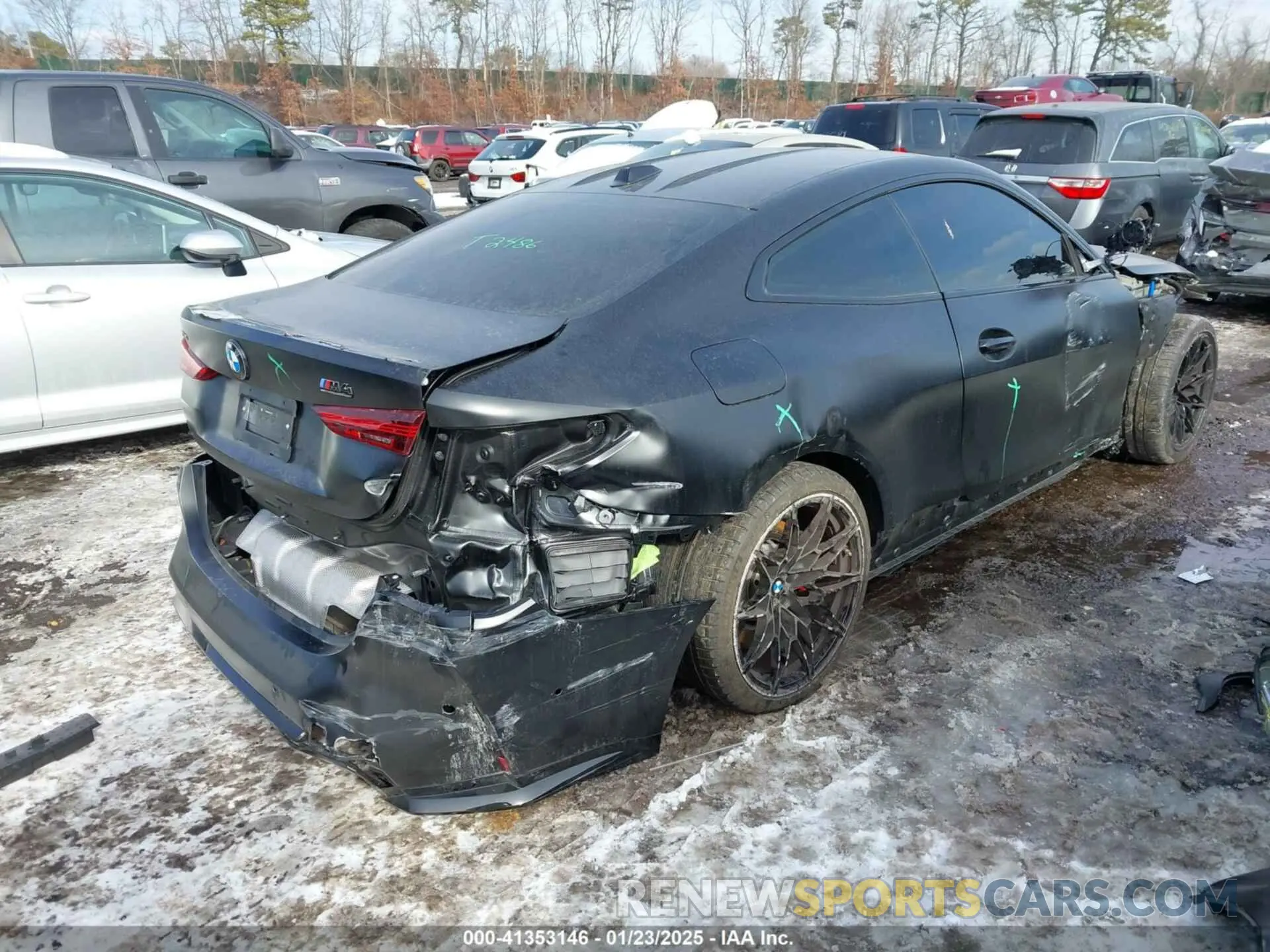 4 Photograph of a damaged car WBS33HK0XSCT17505 BMW M4 2025