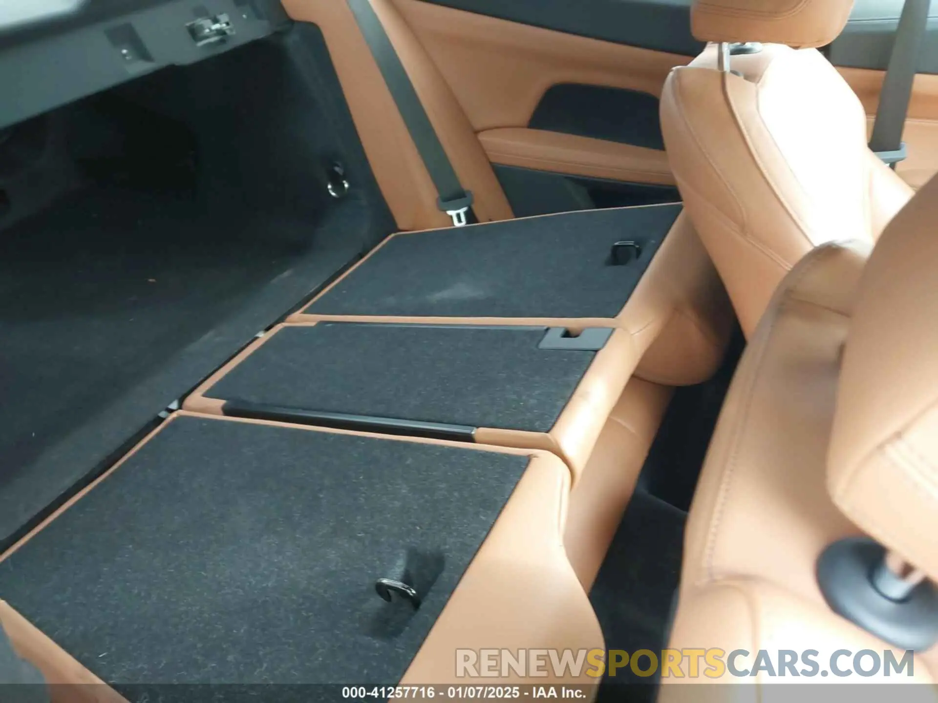 8 Photograph of a damaged car WBA13AR06MCF78418 BMW M440I 2021