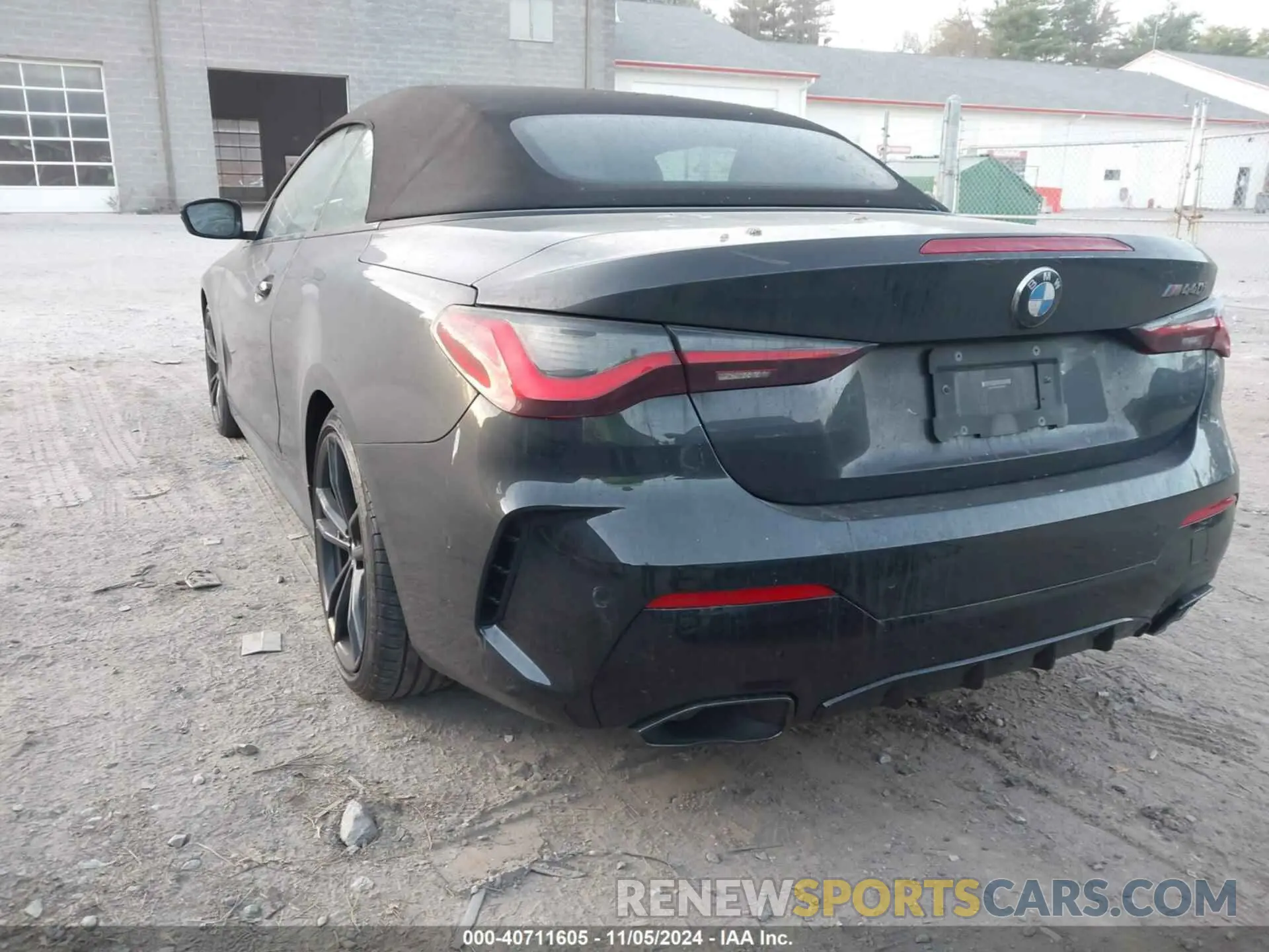 3 Photograph of a damaged car WBA53AT05MCH00583 BMW M440I 2021