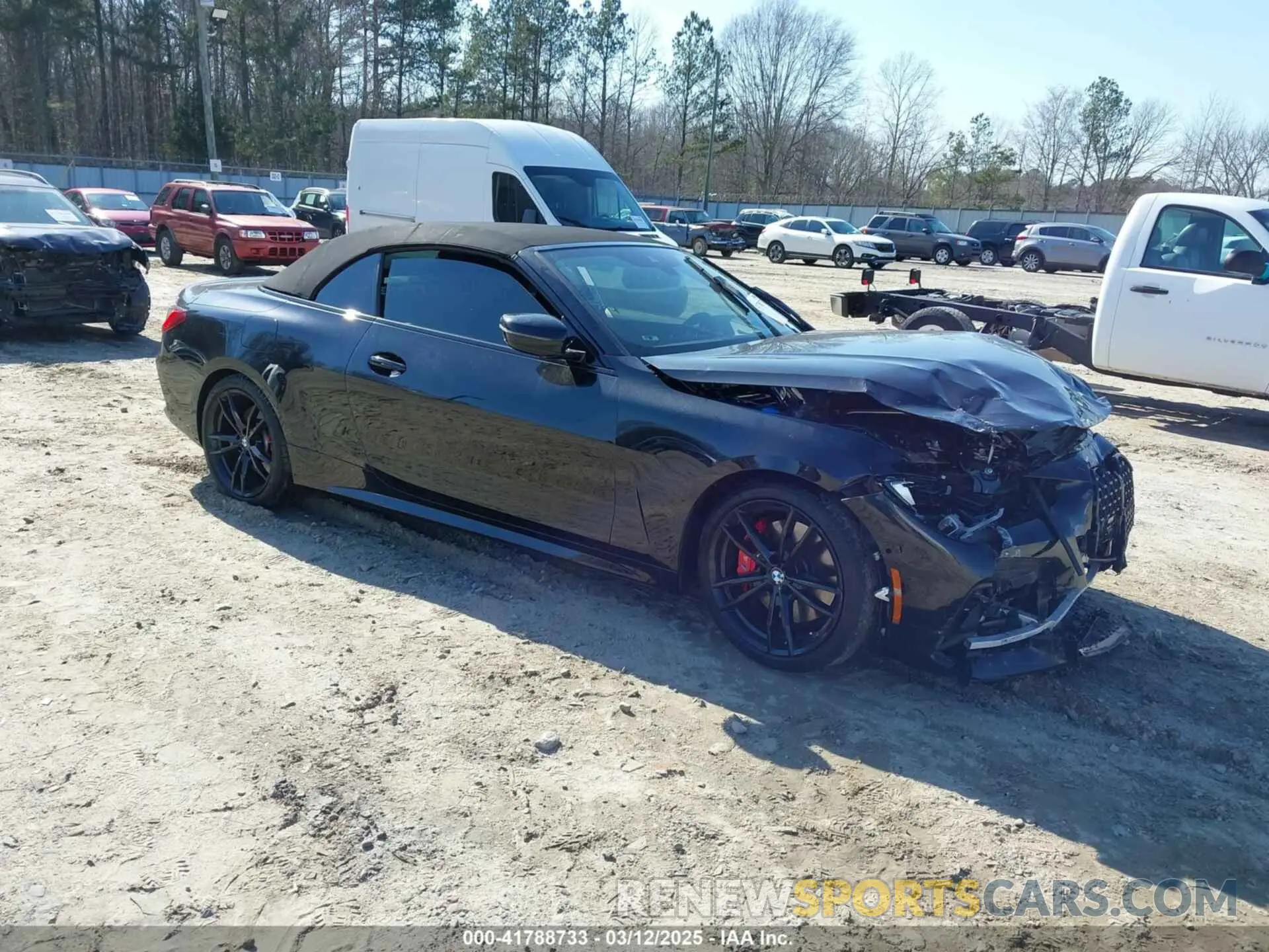 1 Photograph of a damaged car WBA53AT07MCH13853 BMW M440I 2021