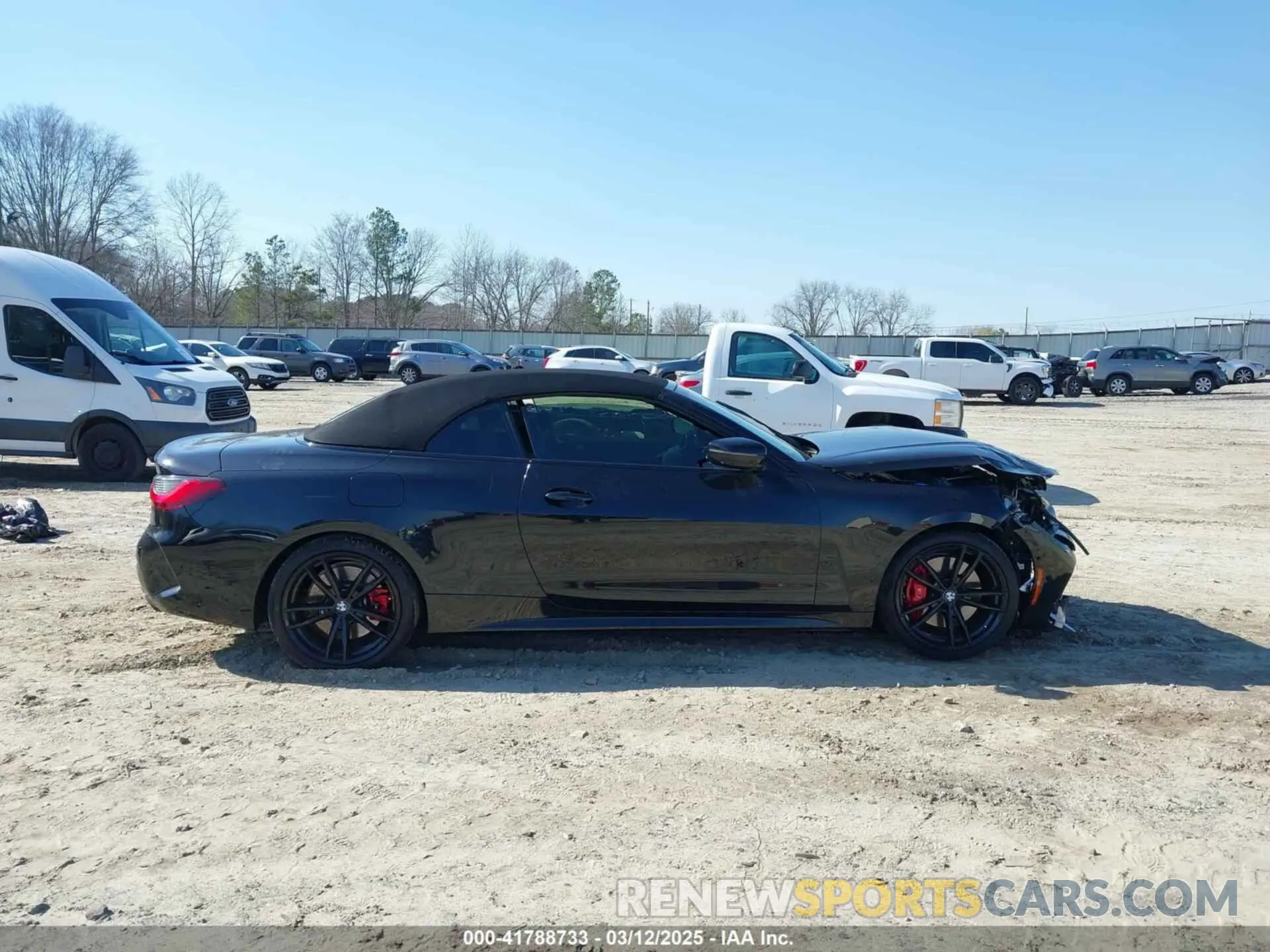 14 Photograph of a damaged car WBA53AT07MCH13853 BMW M440I 2021