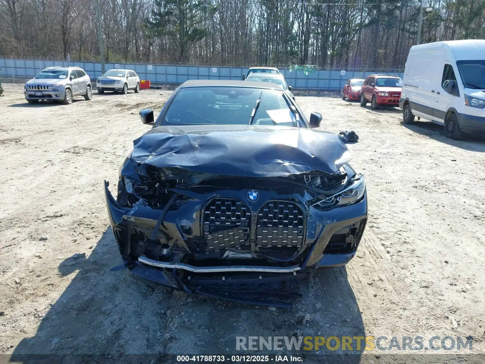 6 Photograph of a damaged car WBA53AT07MCH13853 BMW M440I 2021