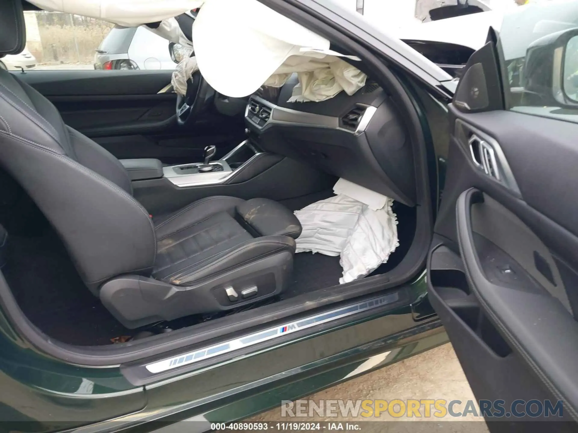 5 Photograph of a damaged car WBA13AR0XNCH73696 BMW M440I 2022