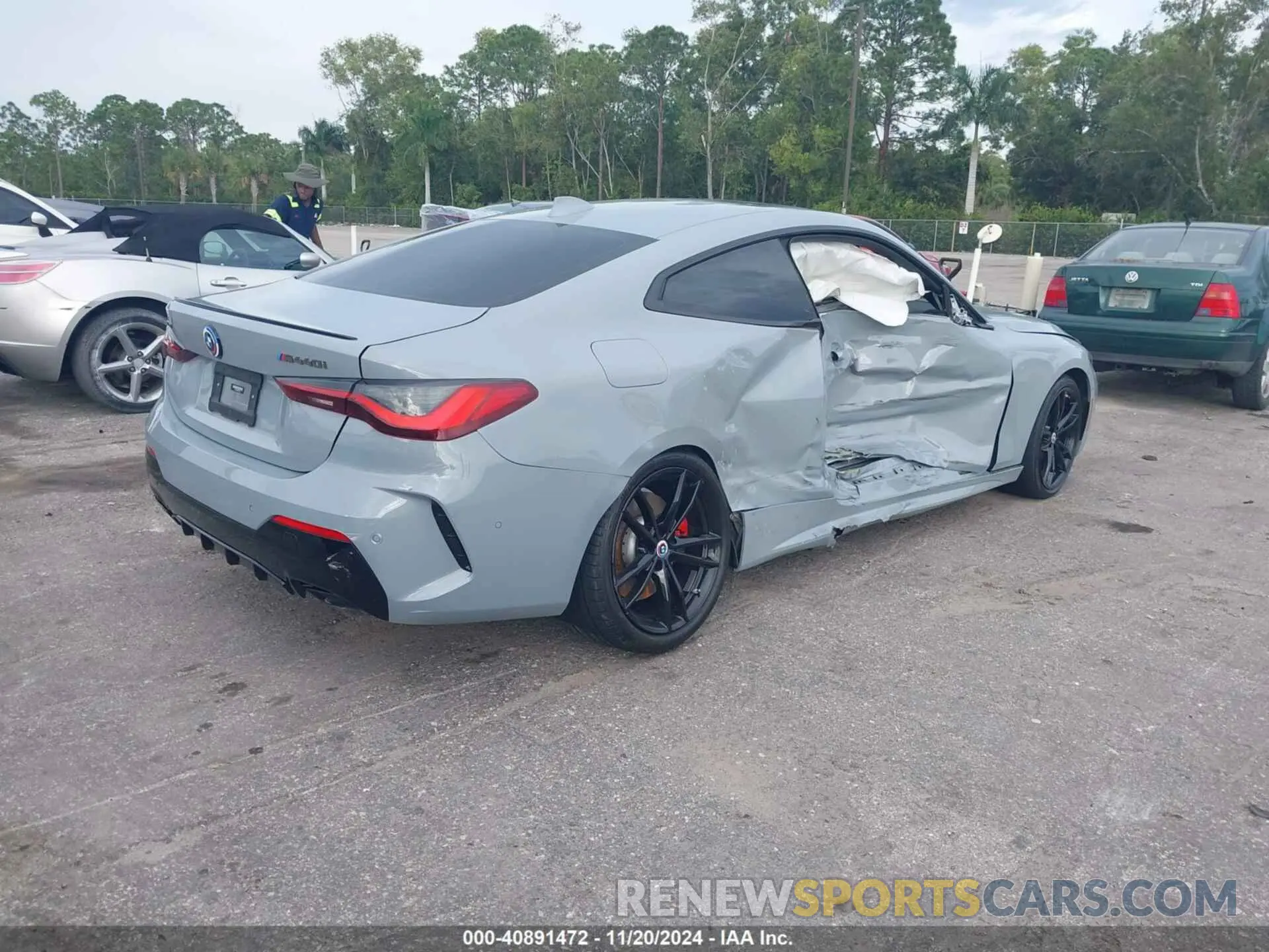 4 Photograph of a damaged car WBA13AR01PCL90729 BMW M440I 2023