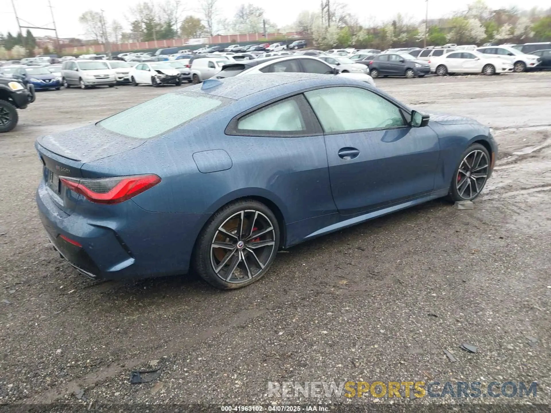 4 Фотография поврежденного автомобиля WBA13AR07PCL27599 BMW M440I 2023