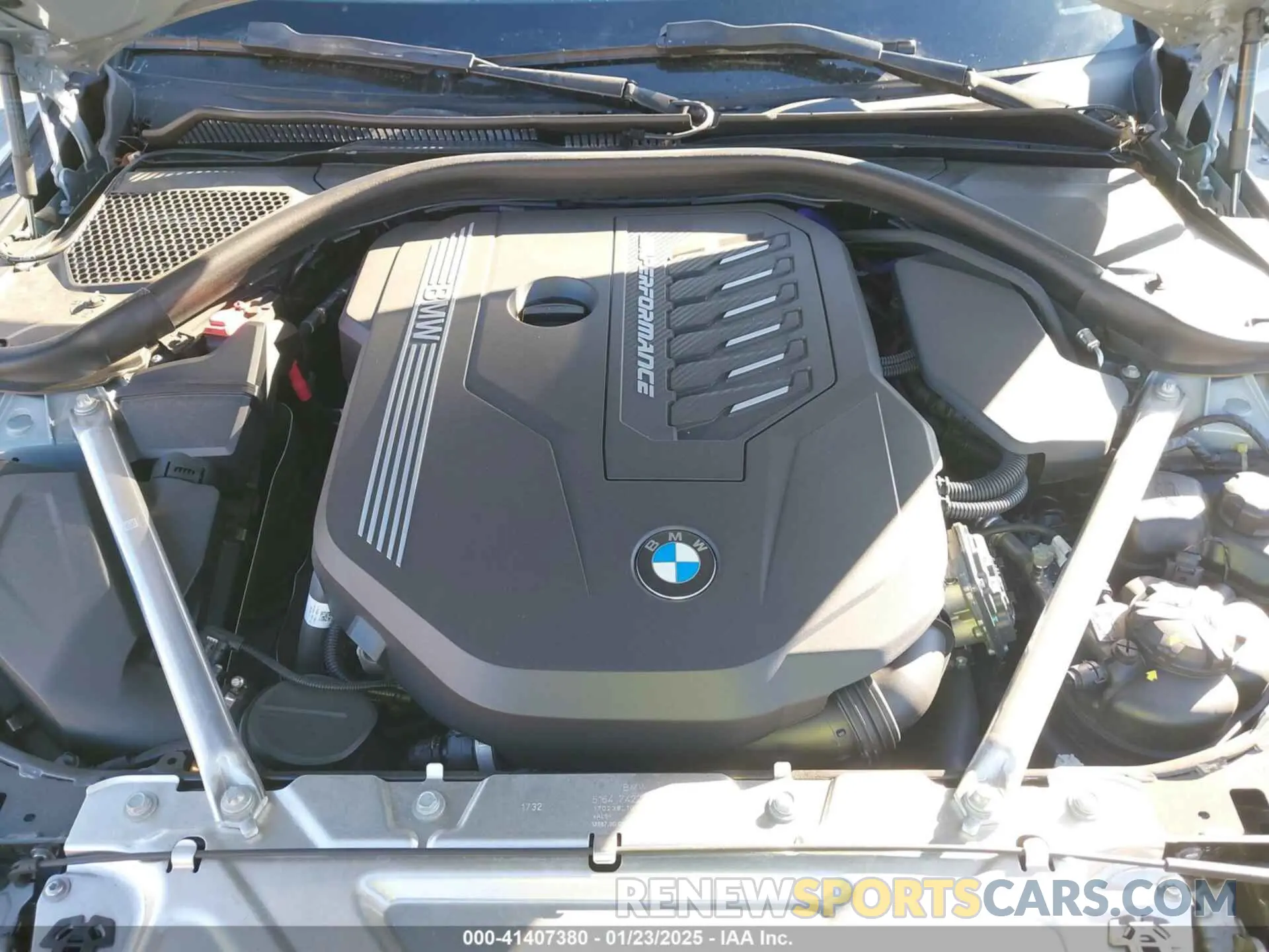10 Photograph of a damaged car WBA83AP06PCL18166 BMW M440I 2023