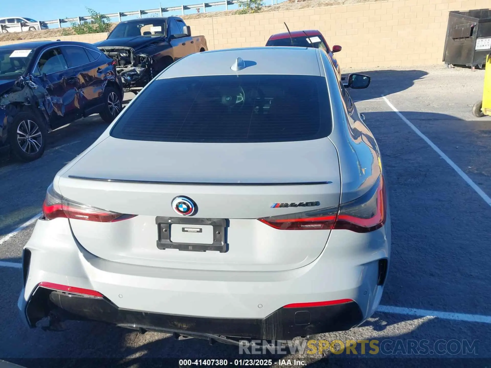 16 Photograph of a damaged car WBA83AP06PCL18166 BMW M440I 2023