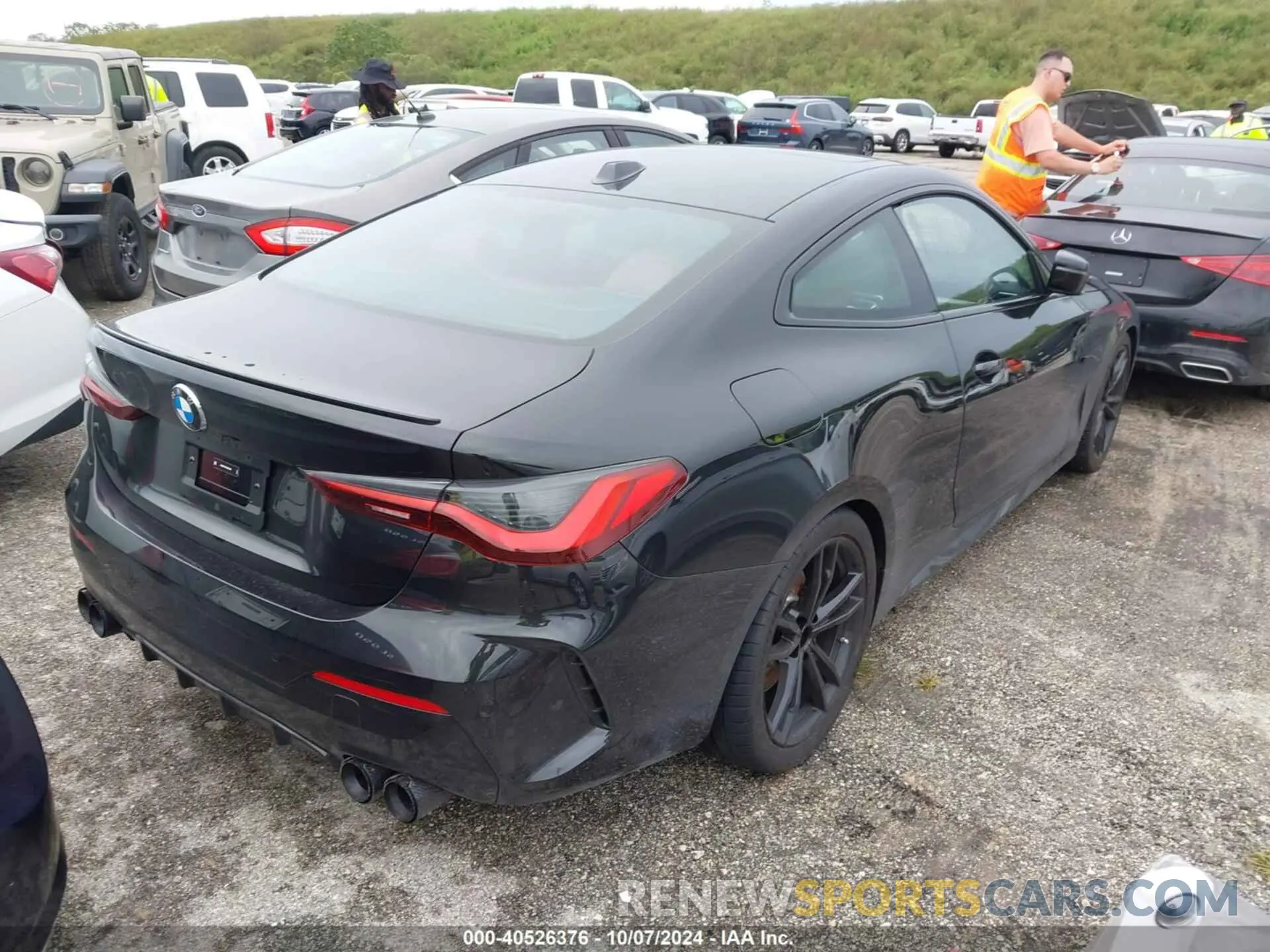 4 Photograph of a damaged car WBA83AP00RCS05400 BMW M440I 2024