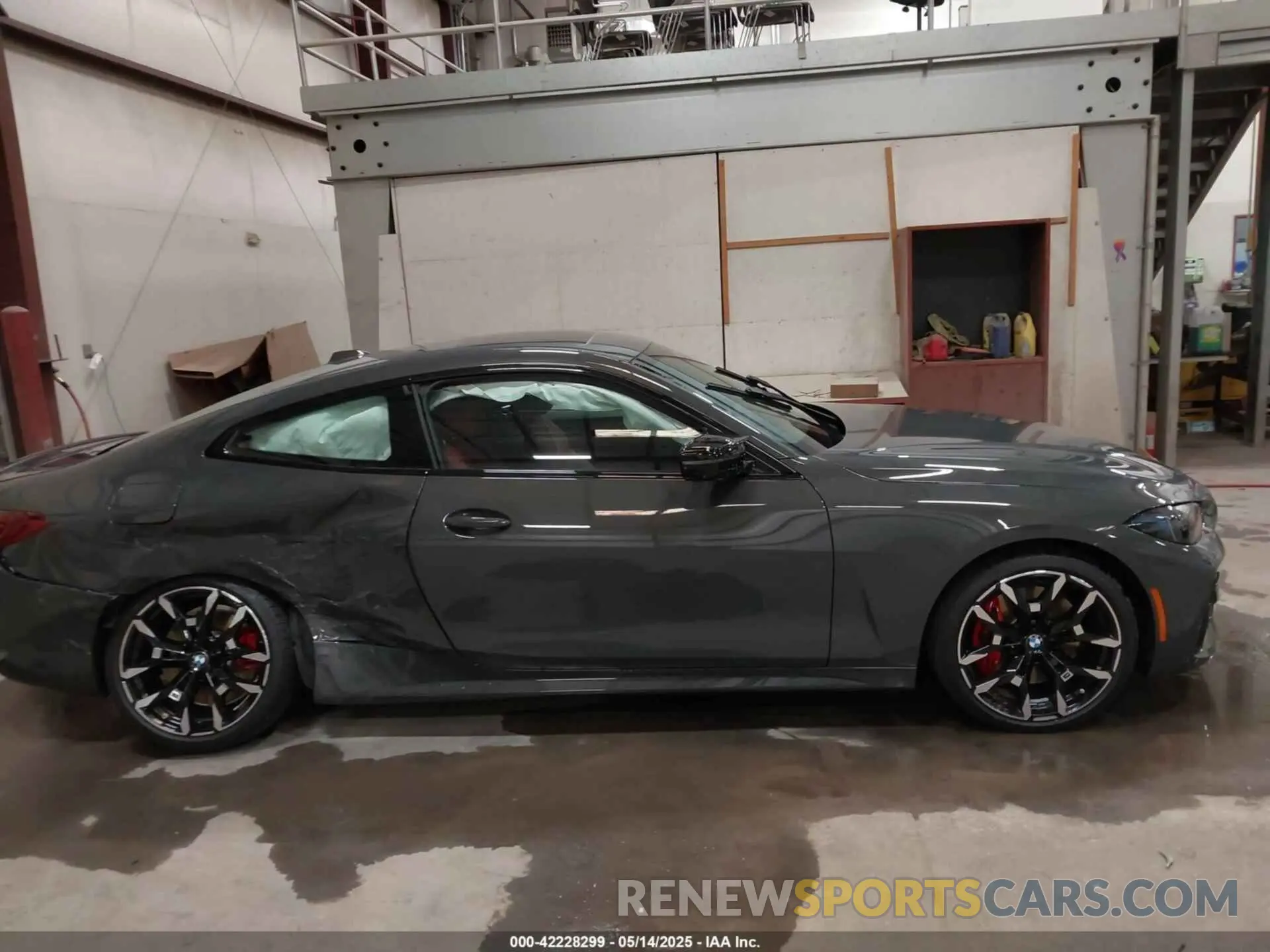13 Photograph of a damaged car WBA83DA00SCT09661 BMW M440I 2025