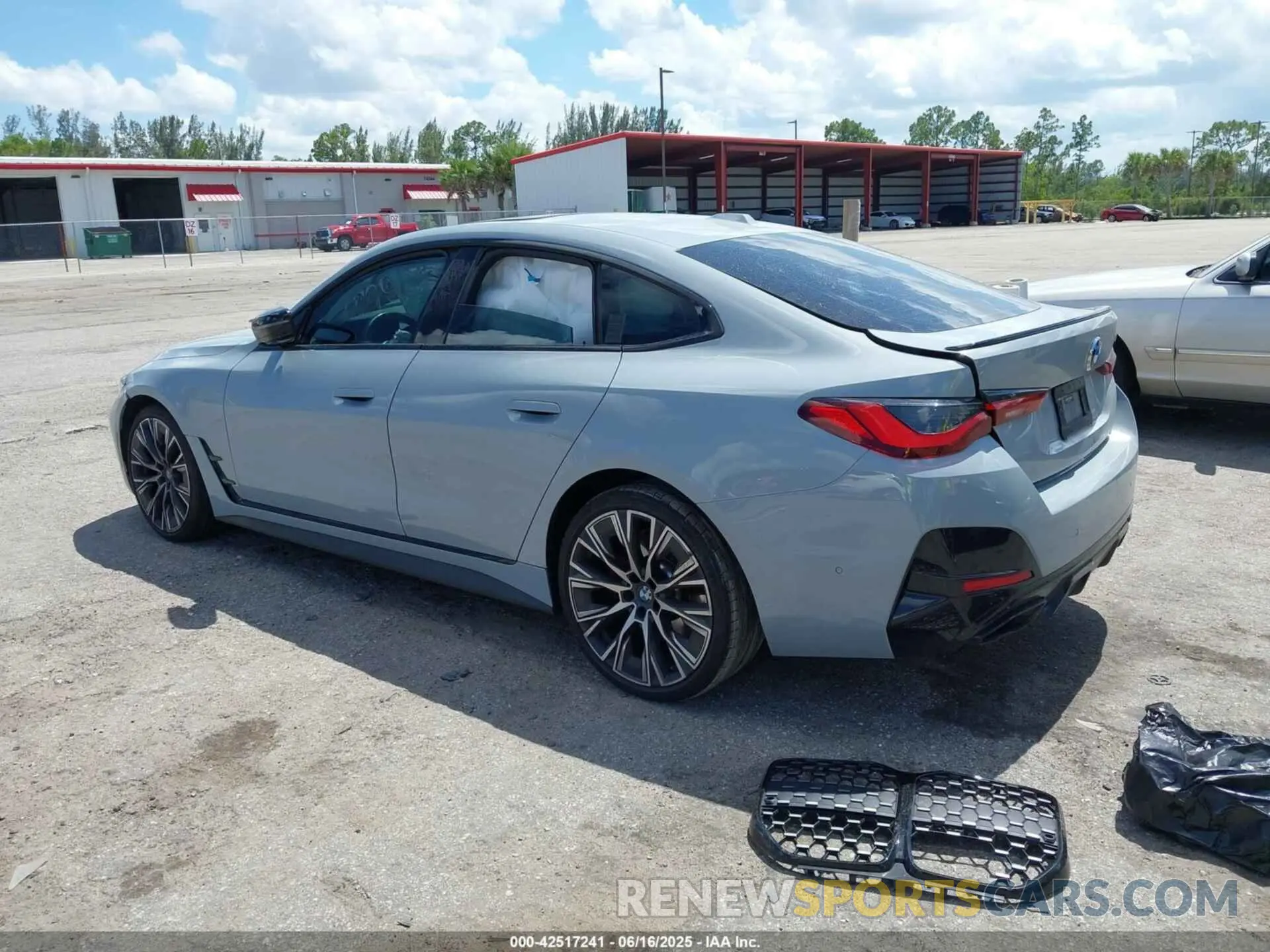 3 Photograph of a damaged car WBA63AW0XPFP50556 BMW M440I GRAN COUPE 2023