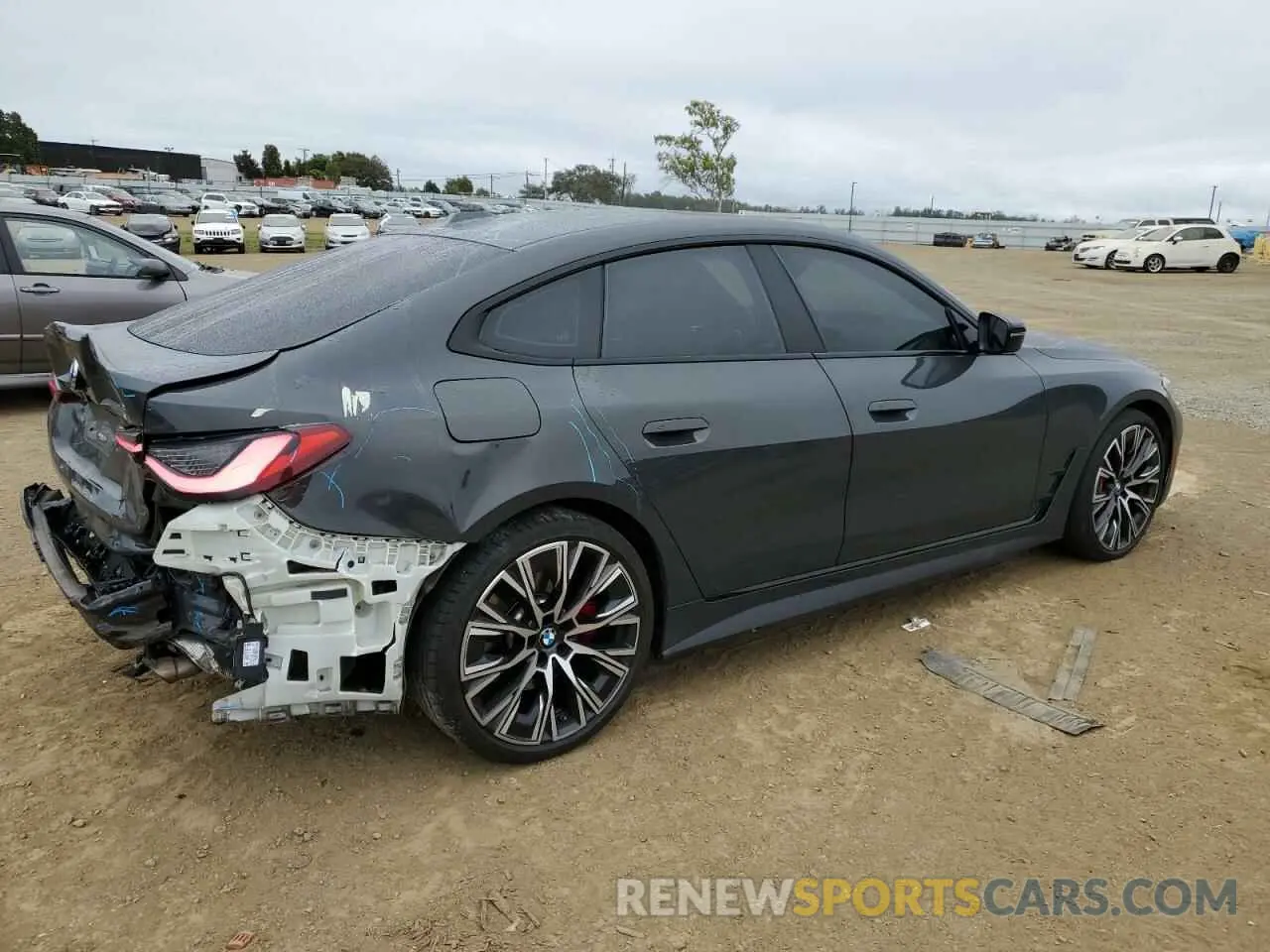3 Фотография поврежденного автомобиля WBA13AW04NFM02565 BMW M440XI GRA 2022