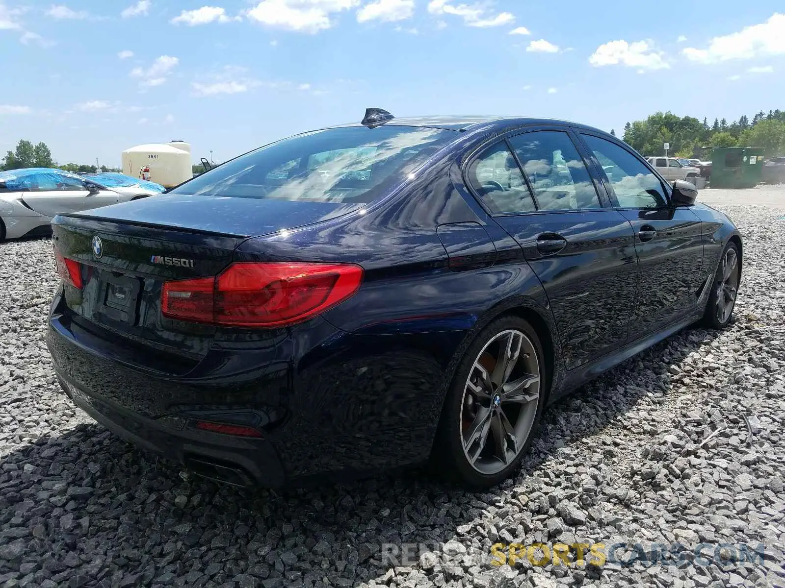 4 Photograph of a damaged car WBAJB9C53KB287509 BMW M5 2019